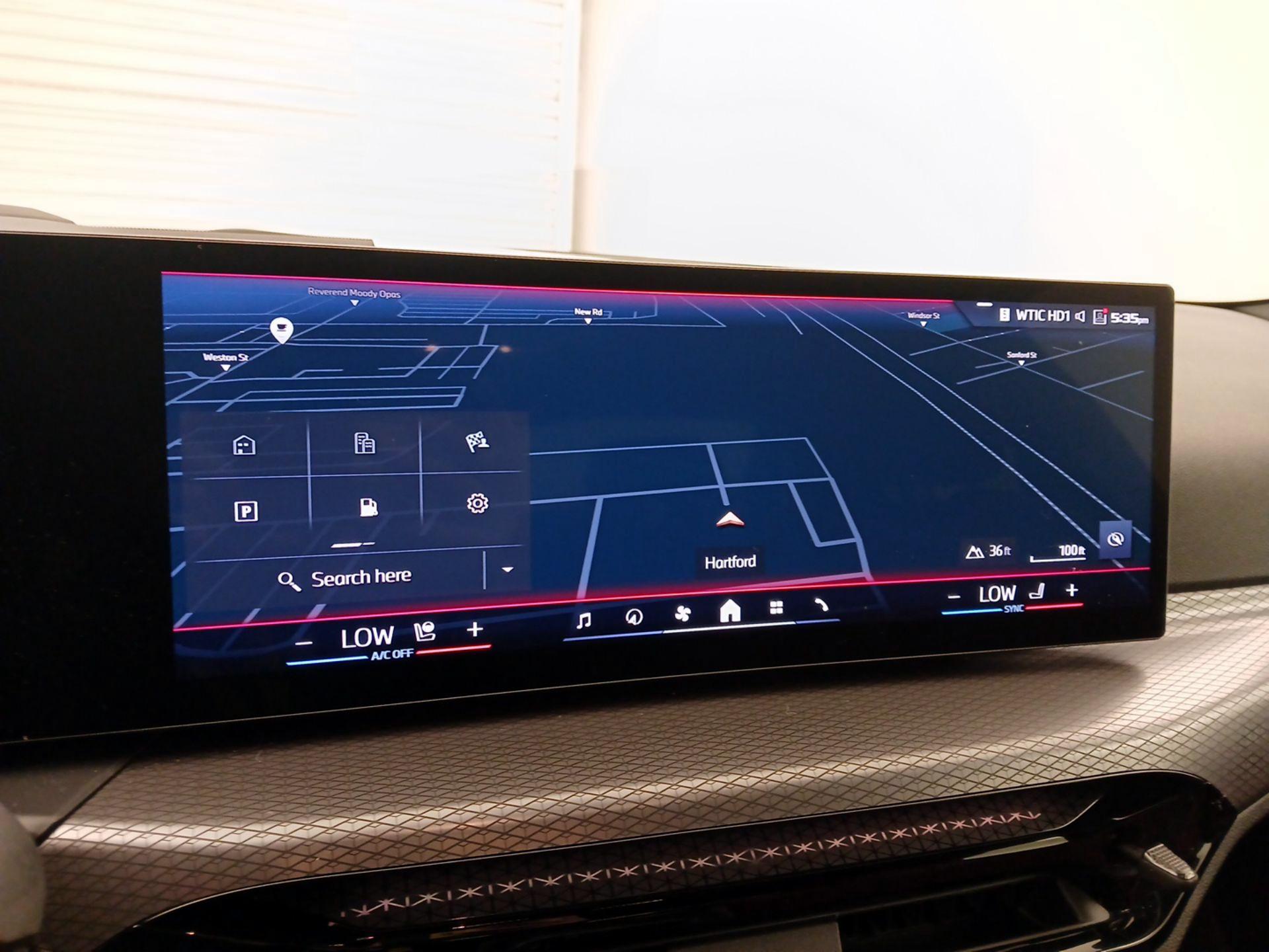 Thumbnail: 2025 BMW 2 Series - 14