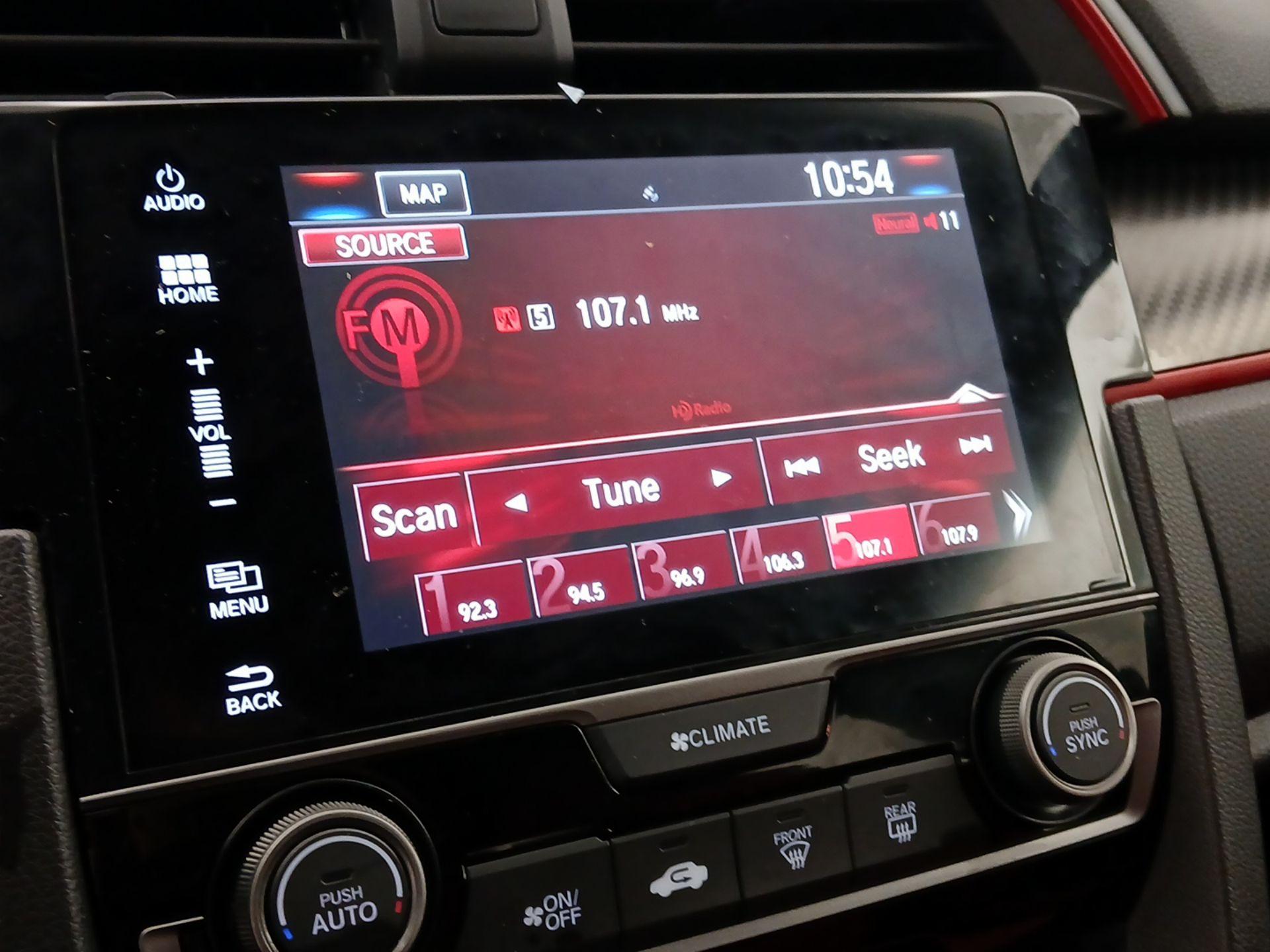 Thumbnail: 2017 Honda Civic - 16