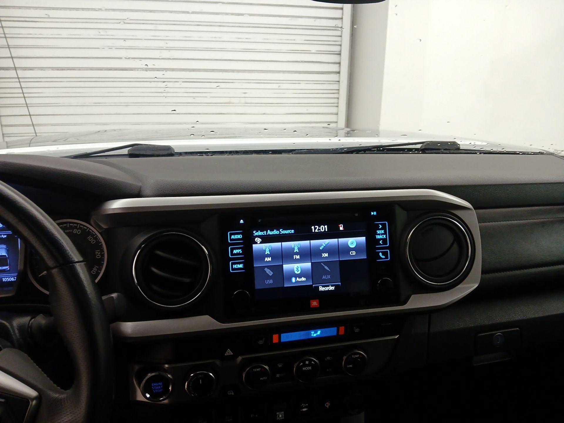 Thumbnail: 2019 Toyota Tacoma - 9