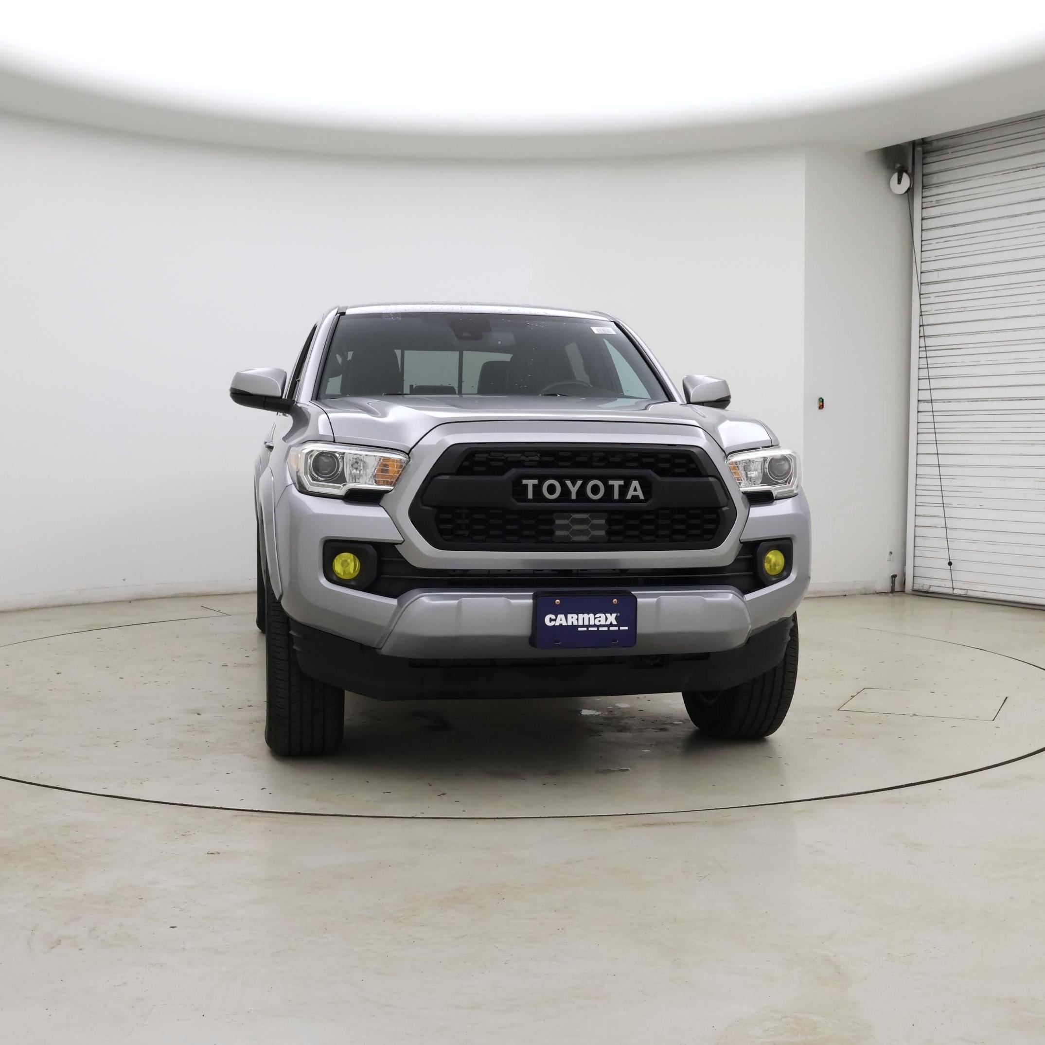 Thumbnail: 2019 Toyota Tacoma - 5