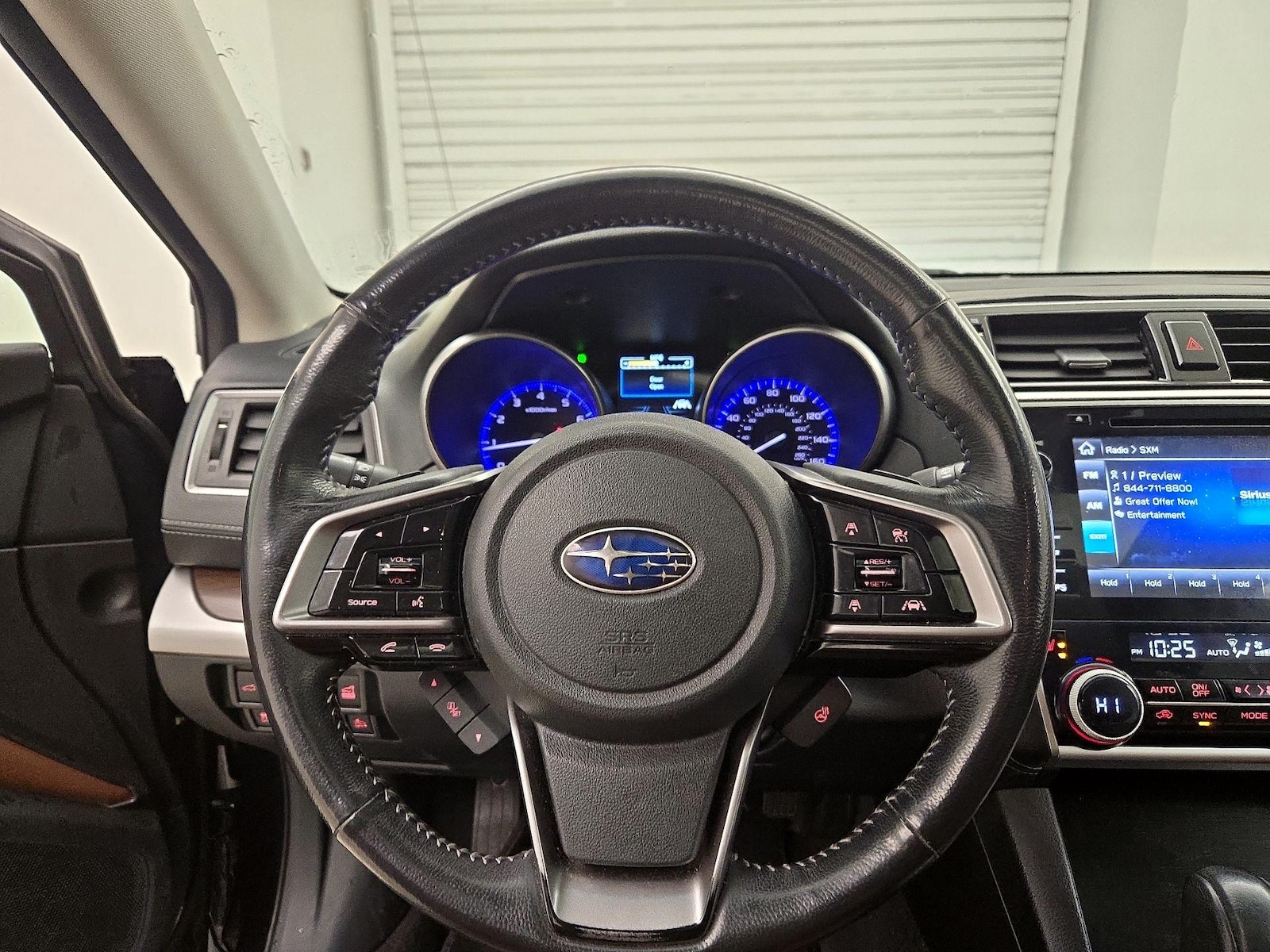 2018 Subaru Outback Touring - Photo 11