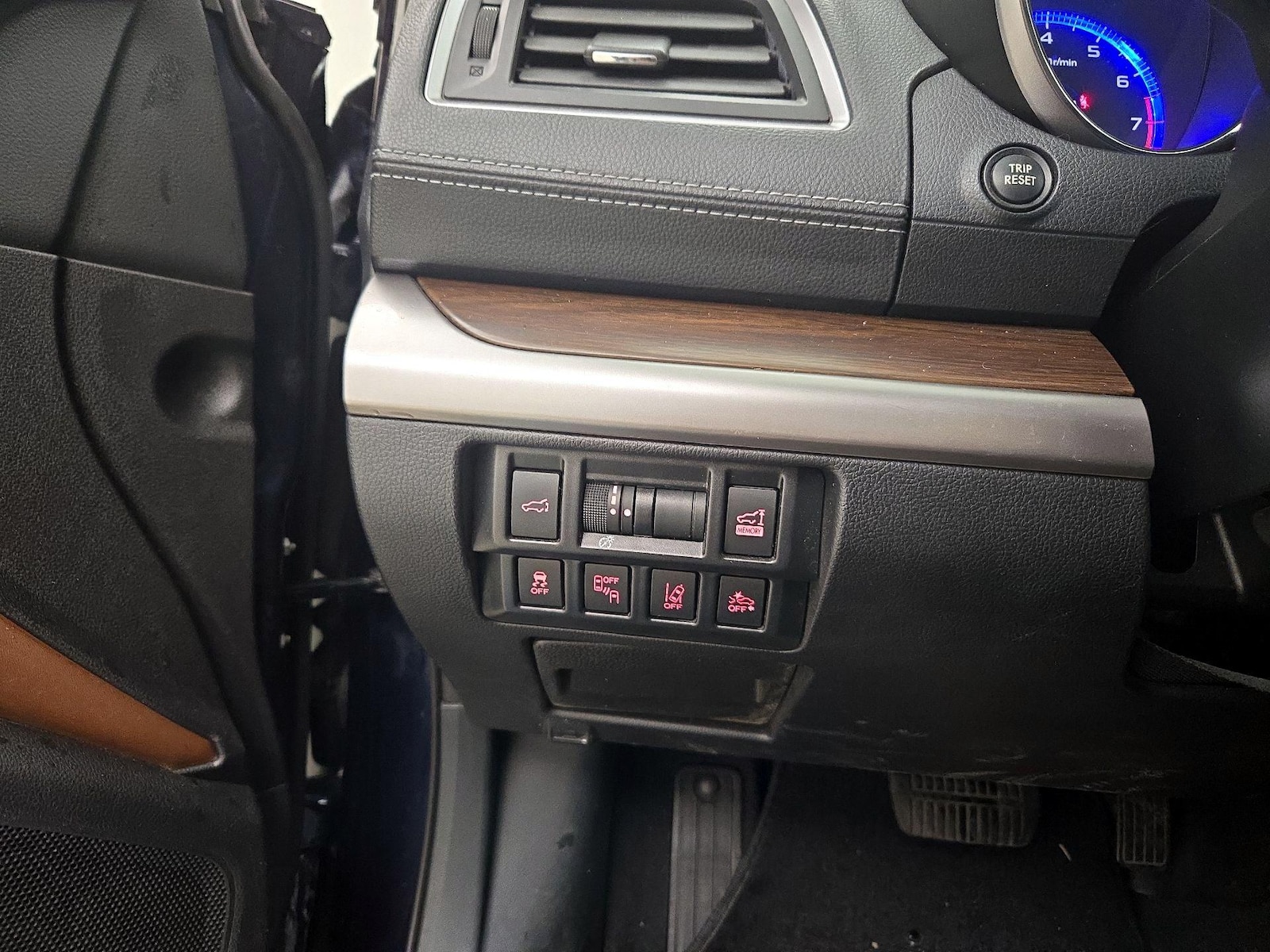 2018 Subaru Outback Touring - Photo 14