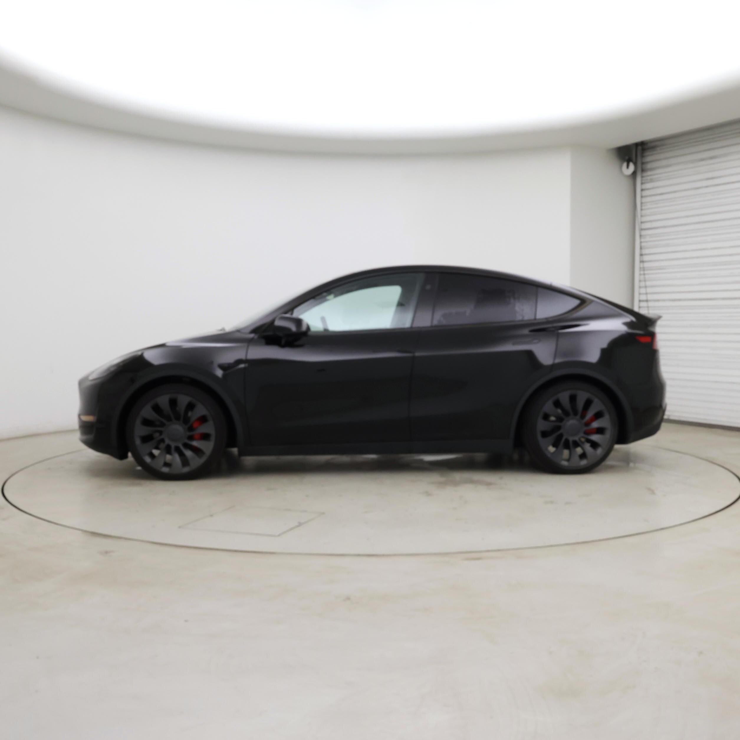 Thumbnail: 2024 Tesla Model Y - 3
