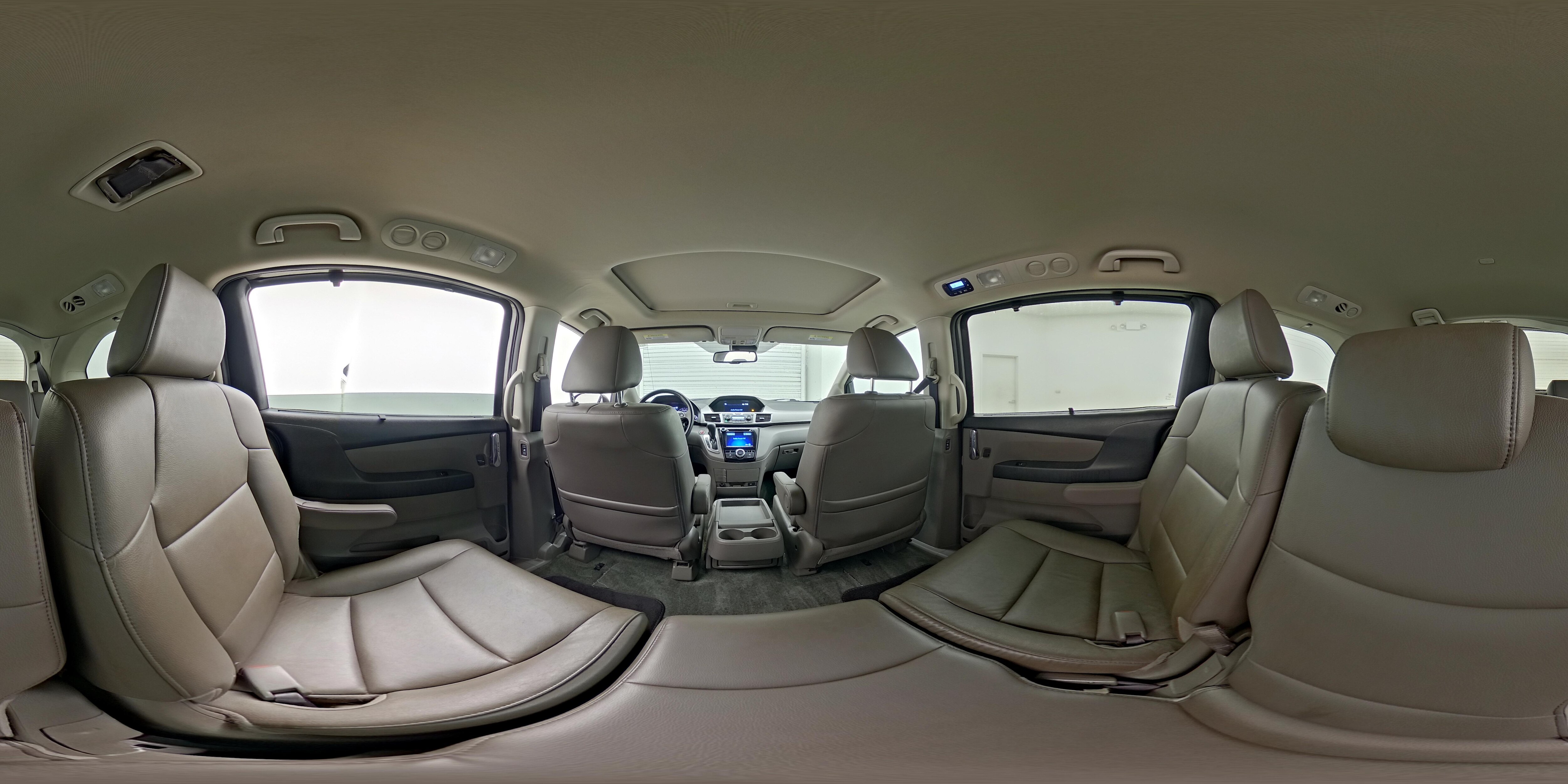 2016 Honda Odyssey EX-L - Photo 24