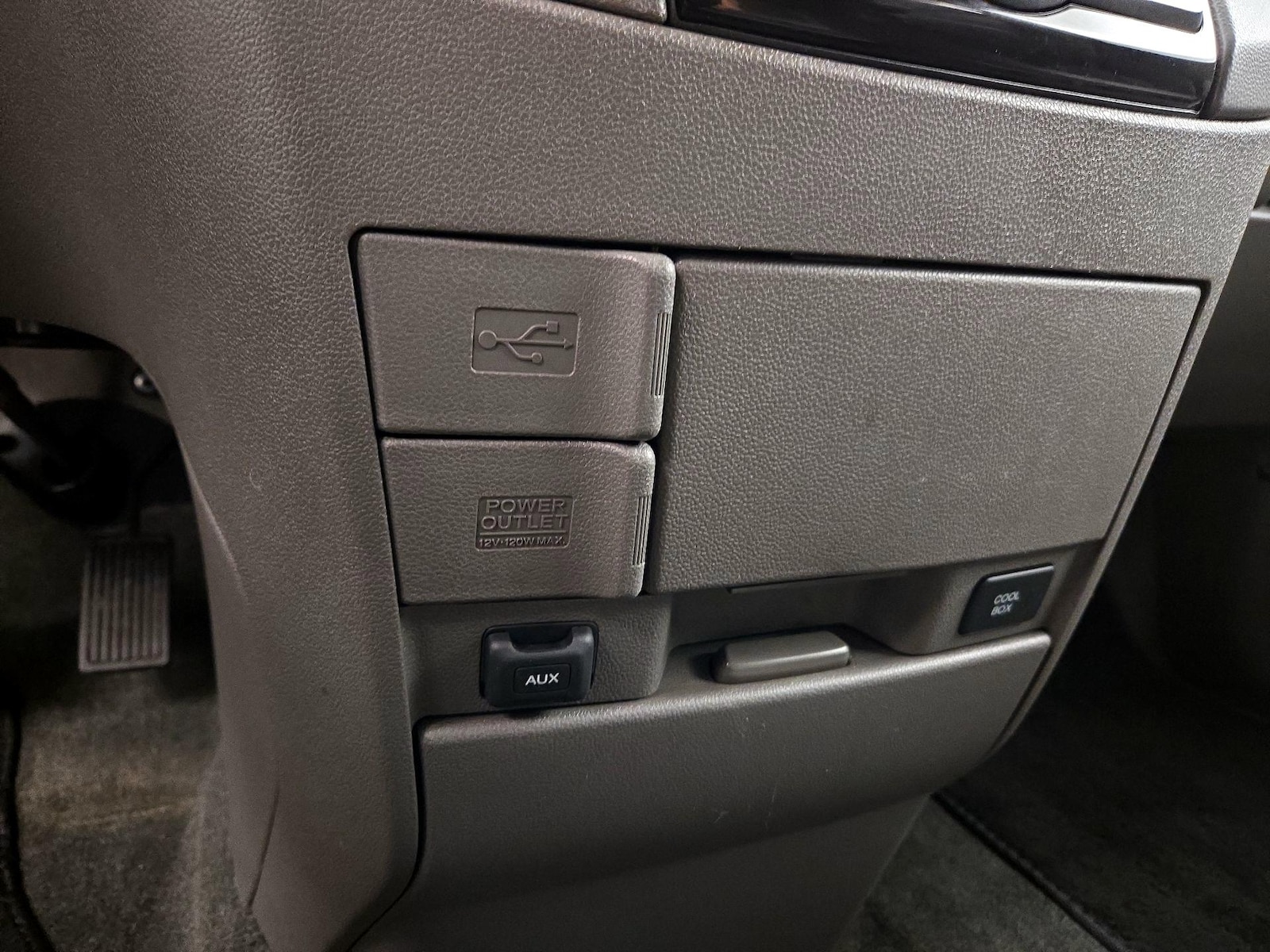 2016 Honda Odyssey EX-L - Photo 17