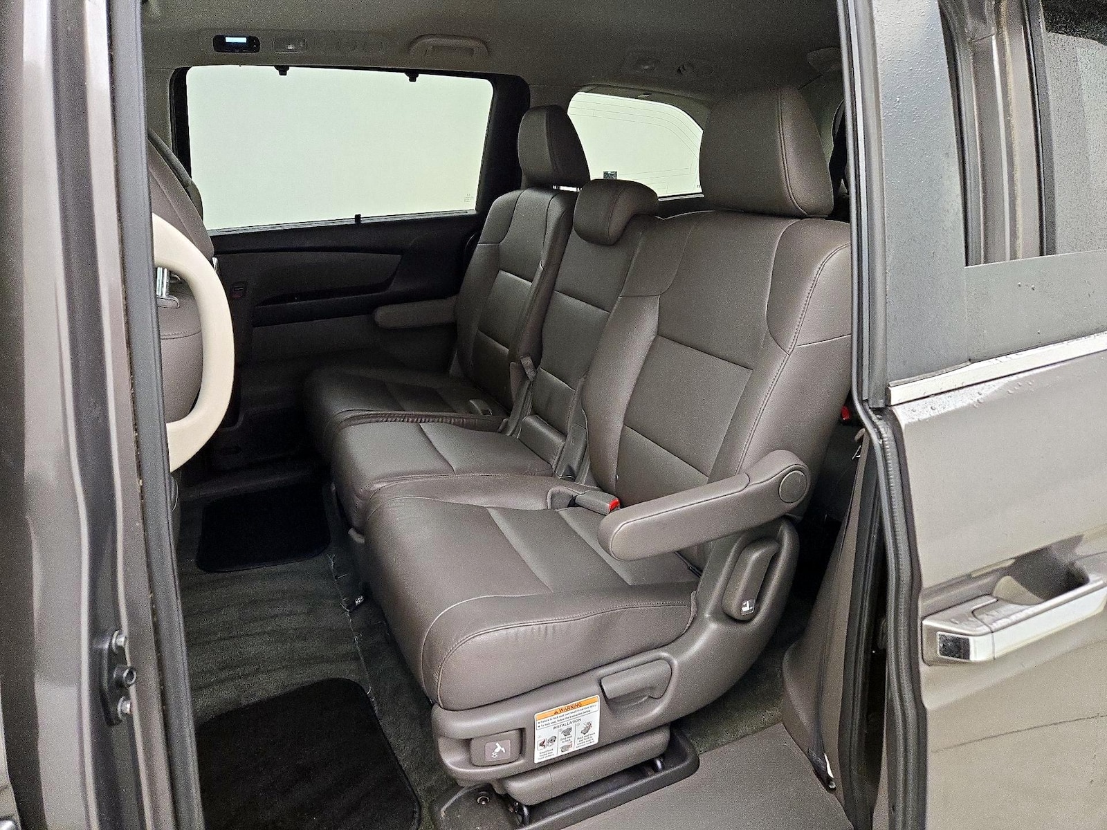 2016 Honda Odyssey EX-L - Photo 19