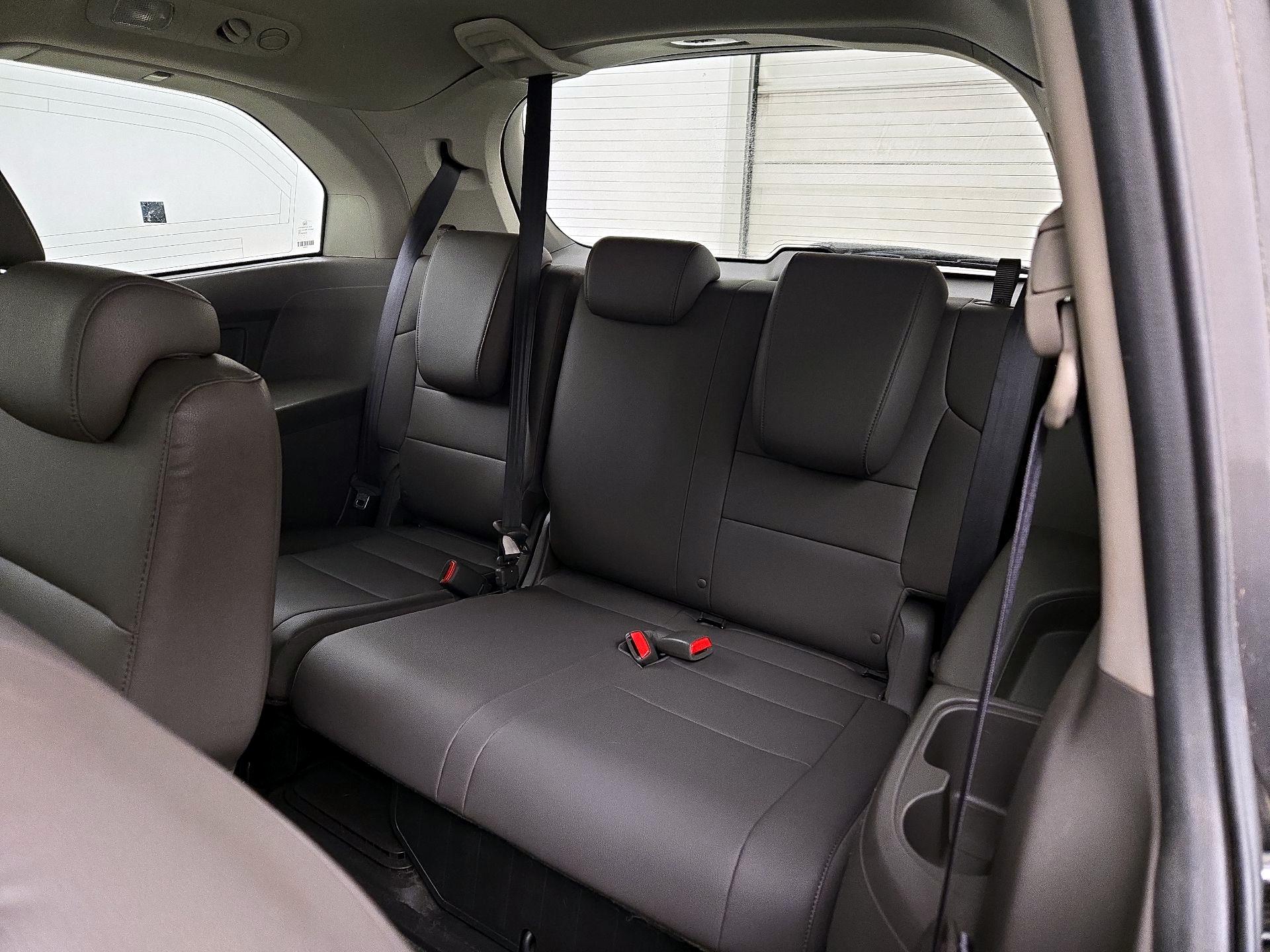 Thumbnail: 2016 Honda Odyssey - 19