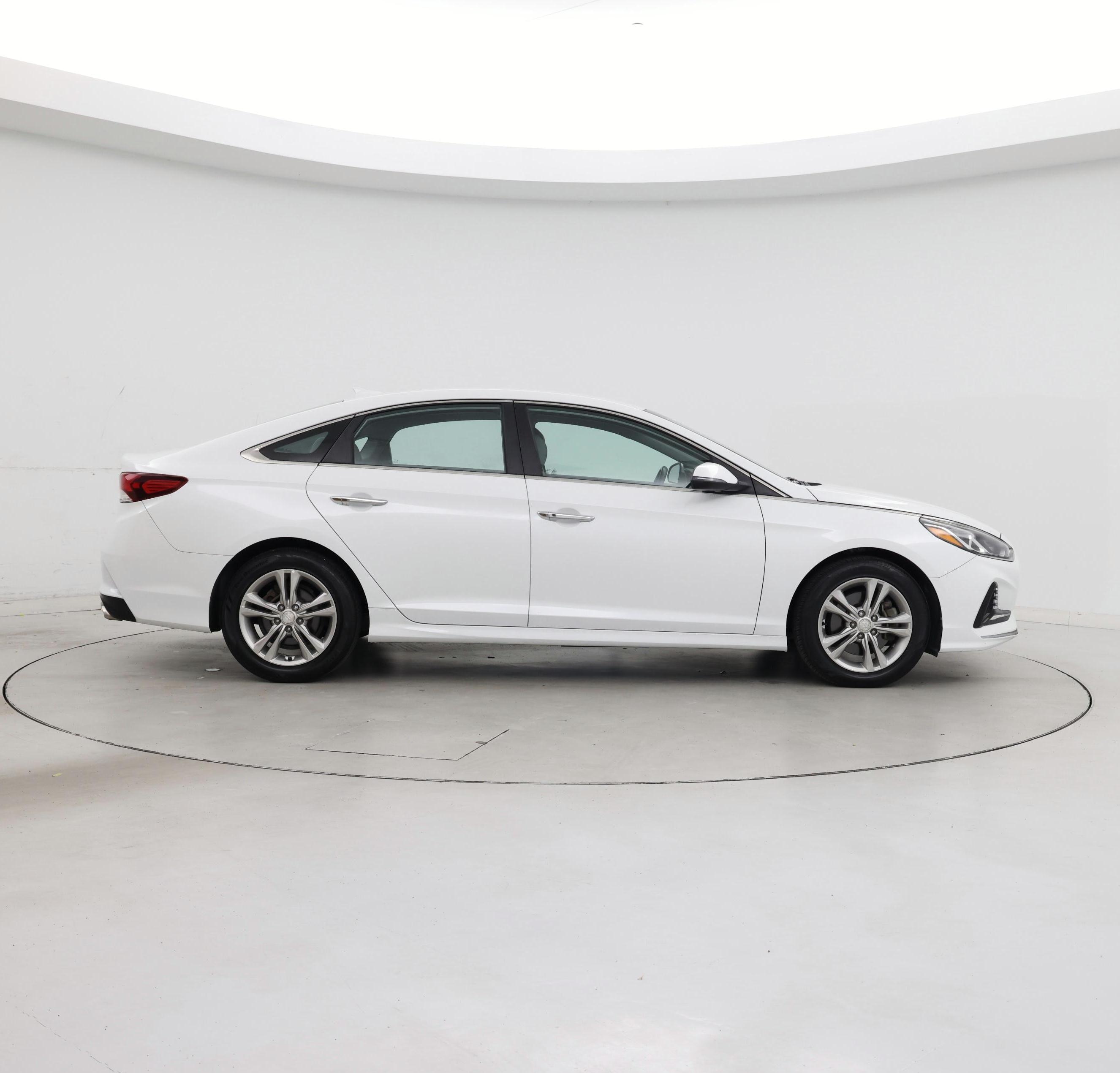 Thumbnail: 2018 Hyundai Sonata - 7