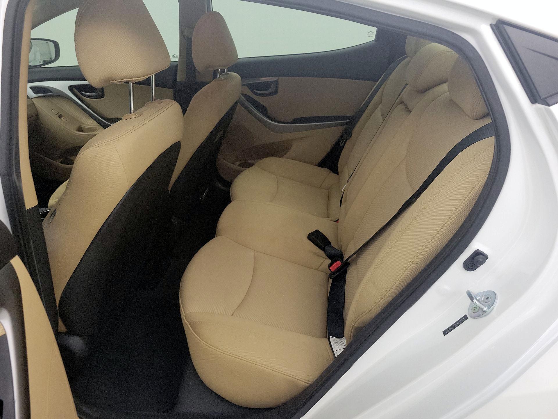 Thumbnail: 2013 Hyundai Elantra - 18