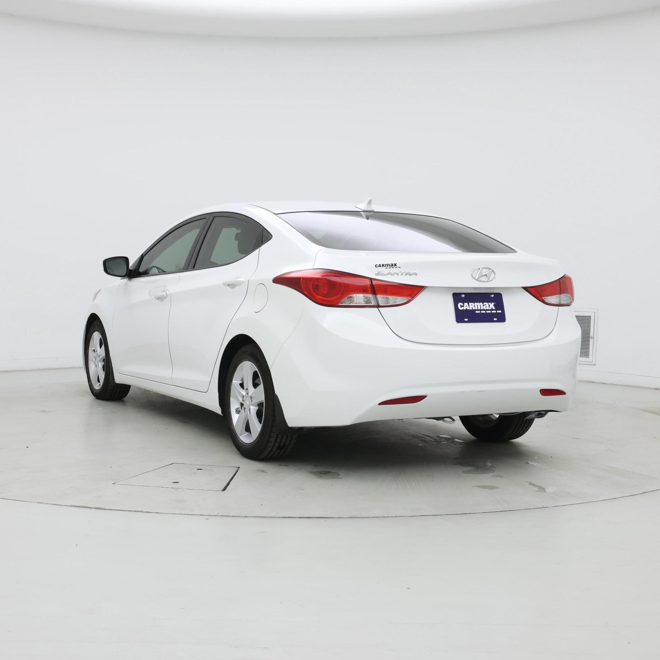 Thumbnail: 2013 Hyundai Elantra - 2