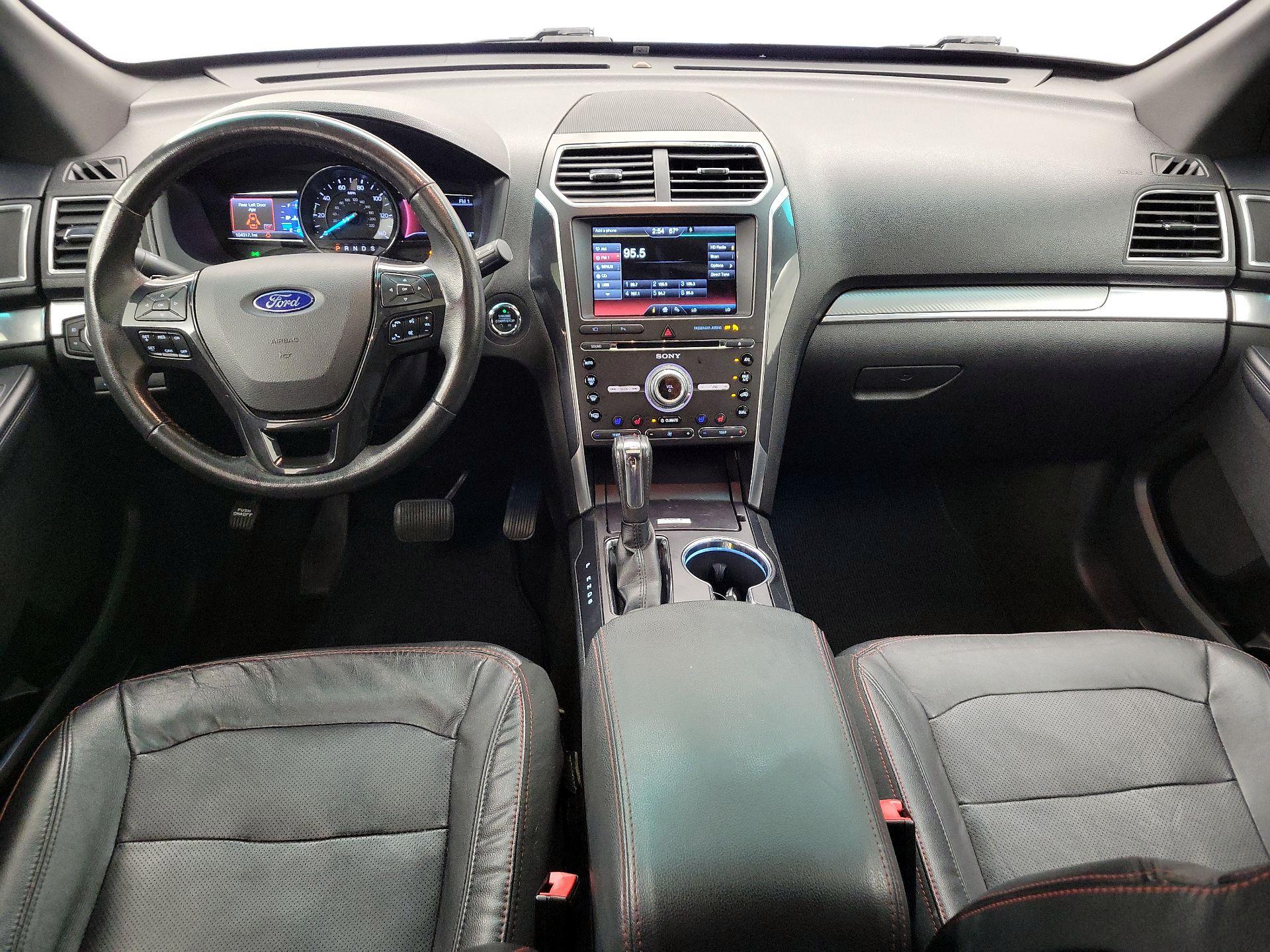 Thumbnail: 2016 Ford Explorer - 9