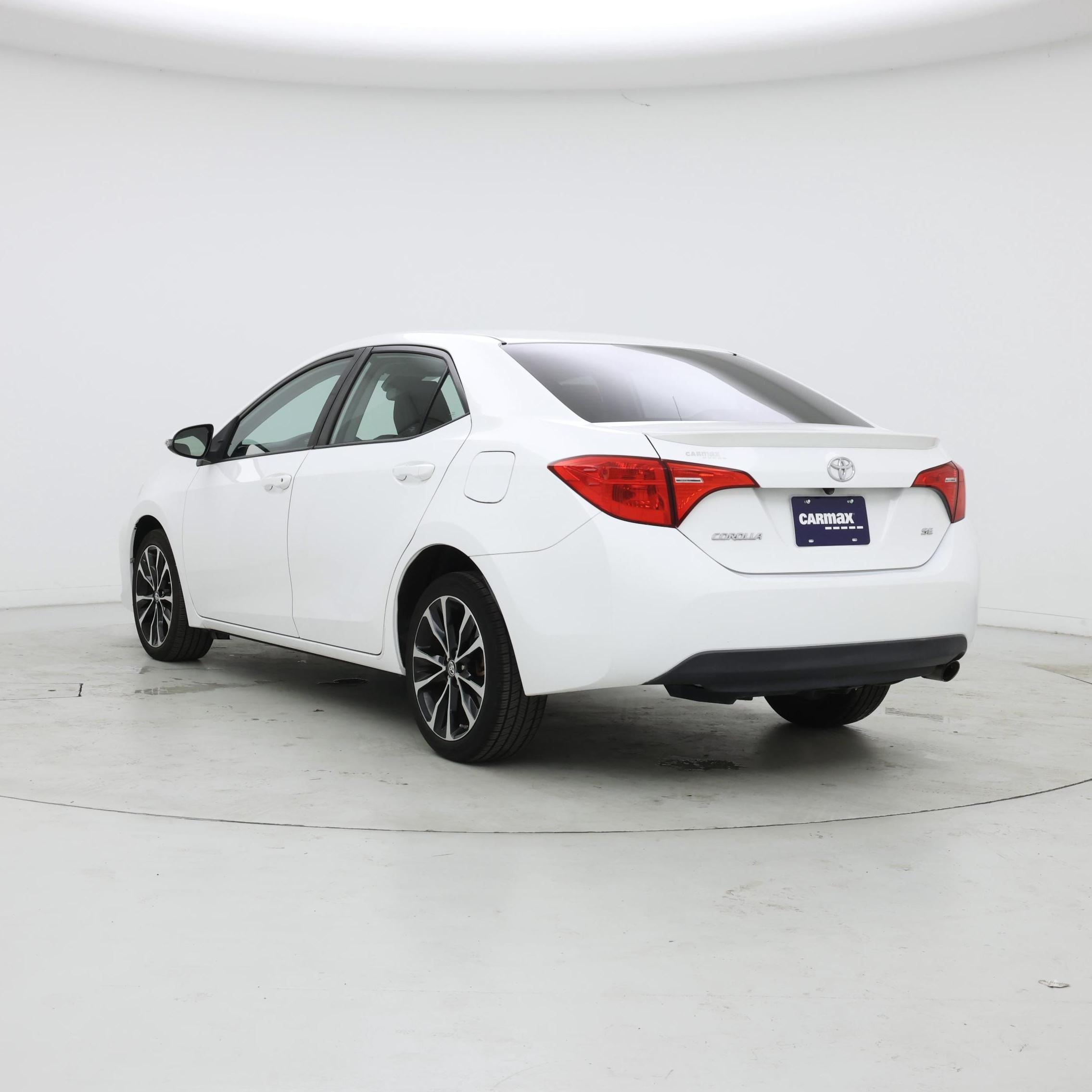 Thumbnail: 2017 Toyota Corolla - 2