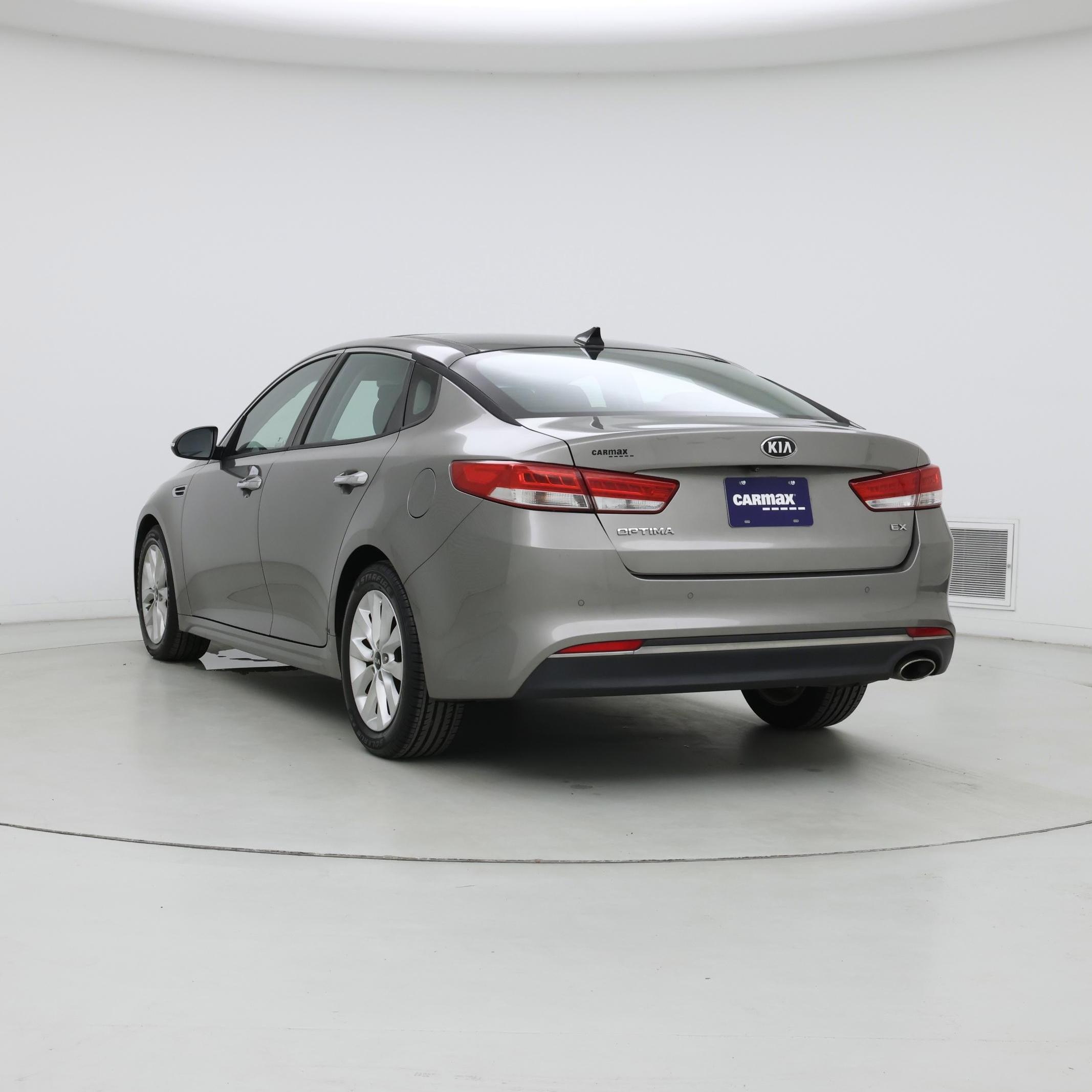 Thumbnail: 2016 Kia Optima - 2