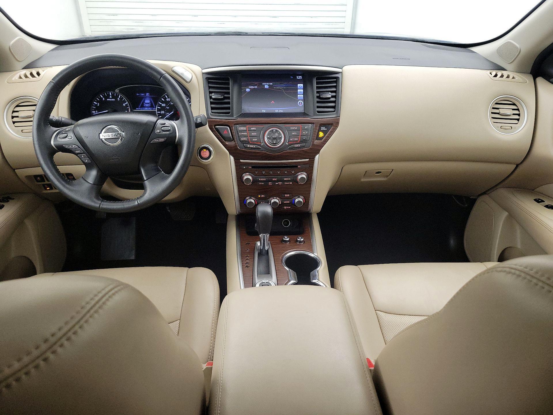 Thumbnail: 2017 Nissan Pathfinder - 9