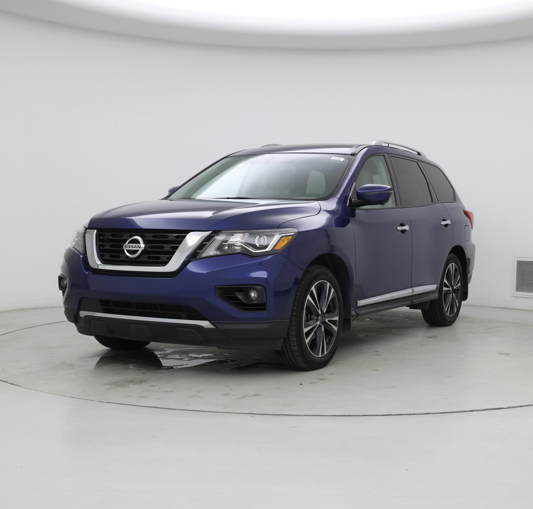 Thumbnail: 2017 Nissan Pathfinder - 4