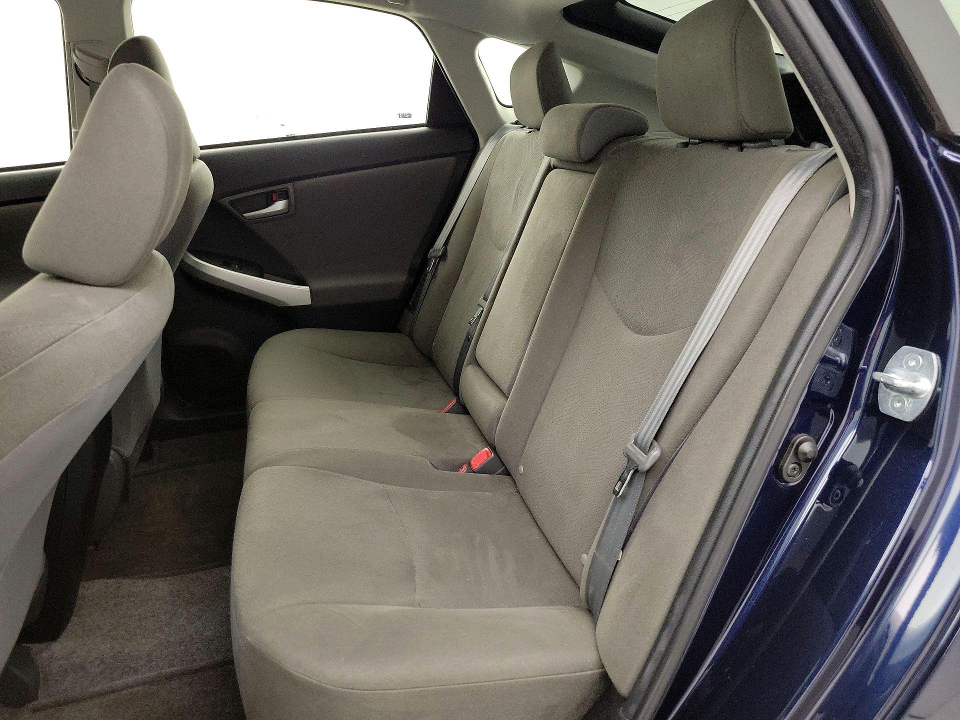 Thumbnail: 2015 Toyota Prius - 19