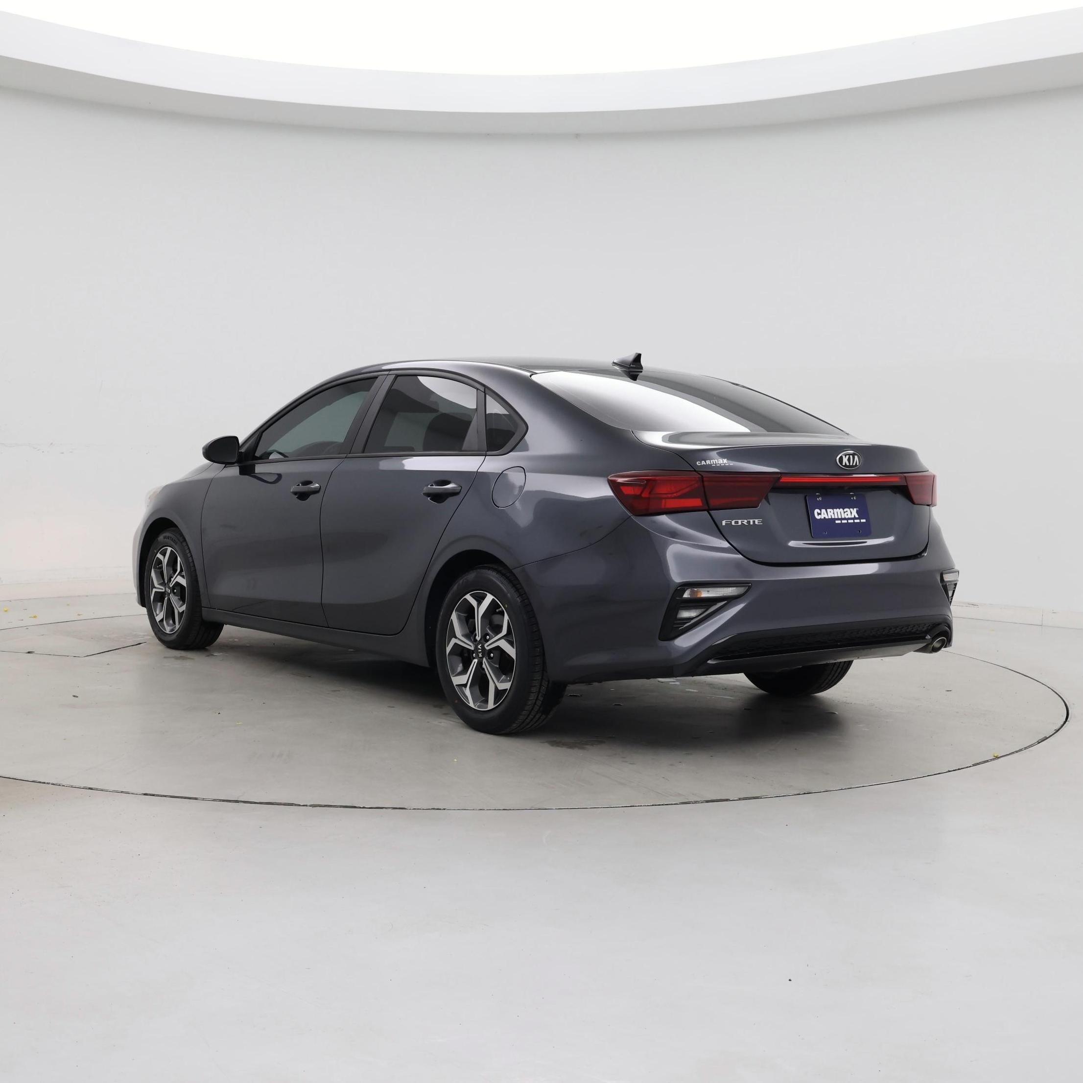 Thumbnail: 2021 Kia Forte - 2