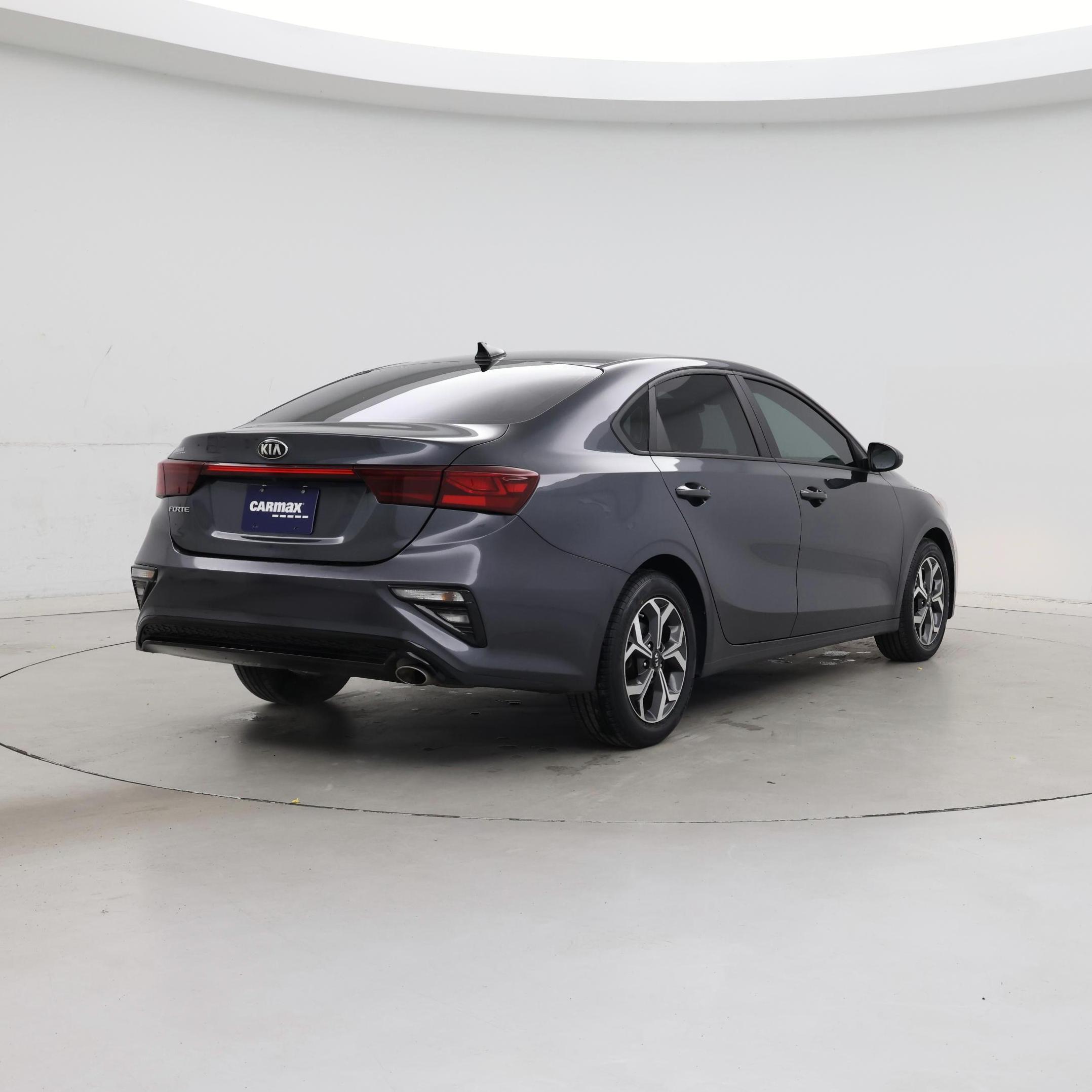 Thumbnail: 2021 Kia Forte - 8