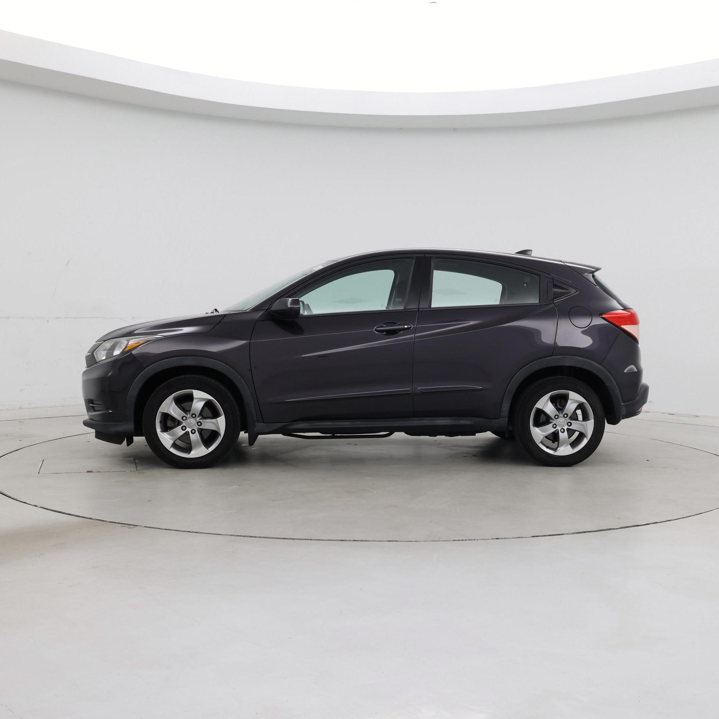 Thumbnail: 2017 Honda HR-V - 3