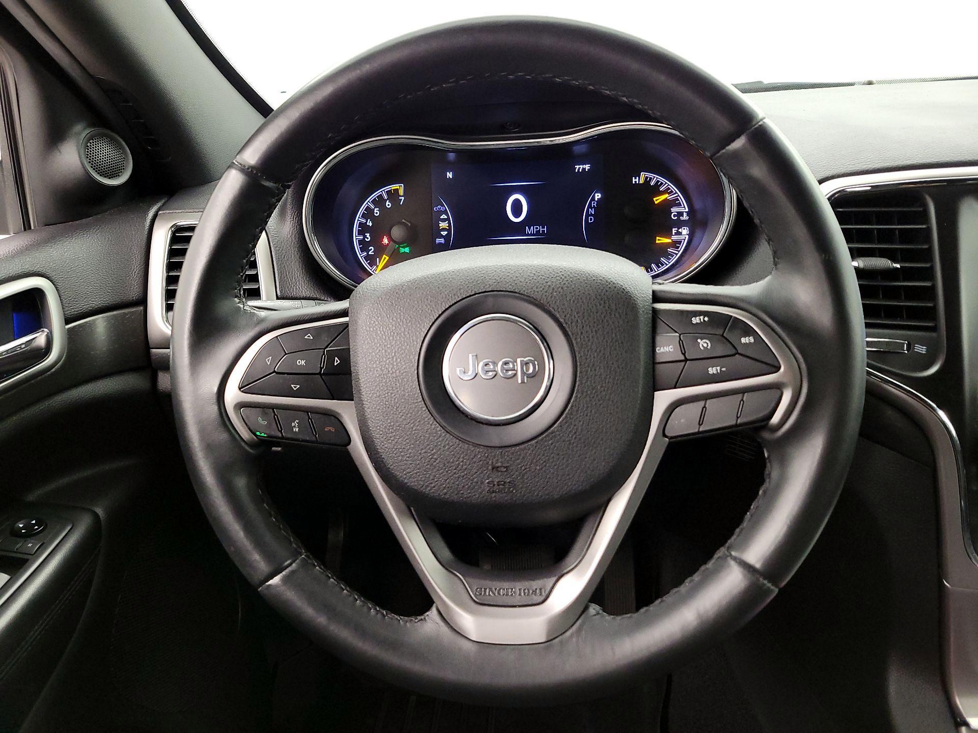Thumbnail: 2018 Jeep Grand Cherokee - 10