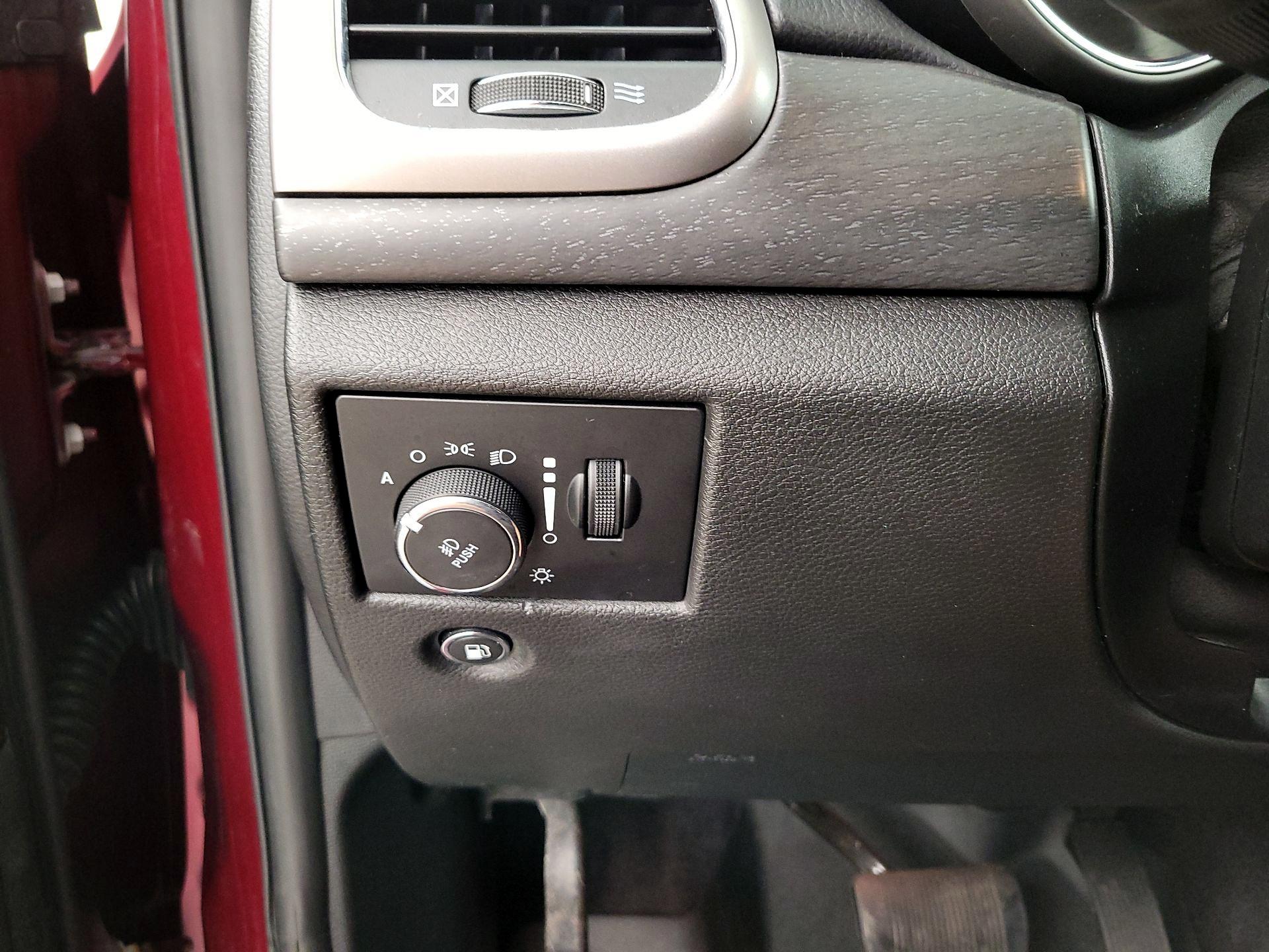 Thumbnail: 2018 Jeep Grand Cherokee - 13