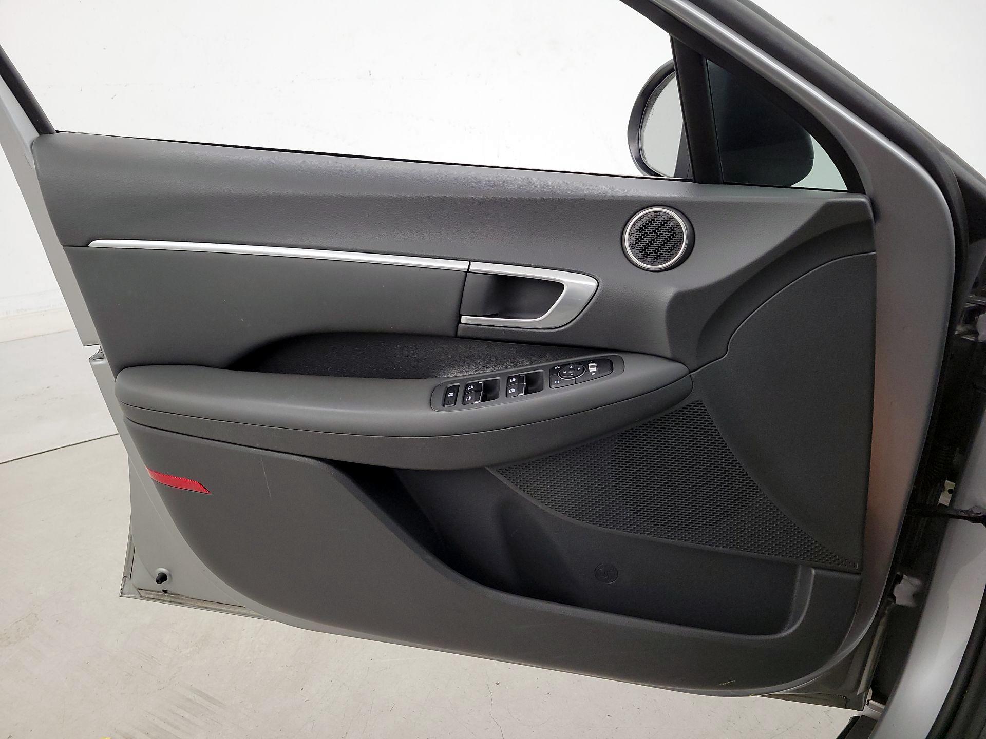 Thumbnail: 2020 Hyundai Sonata - 12