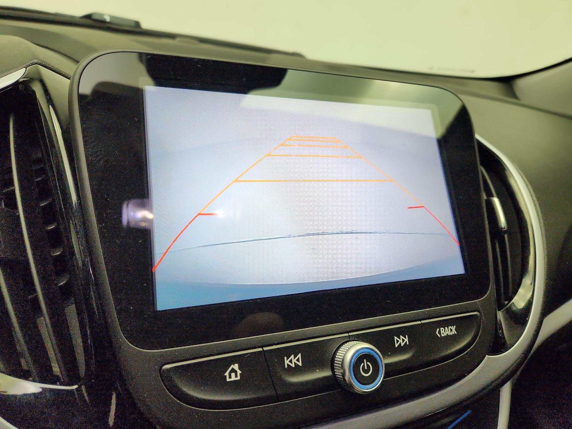 Thumbnail: 2017 Chevrolet Volt - 15