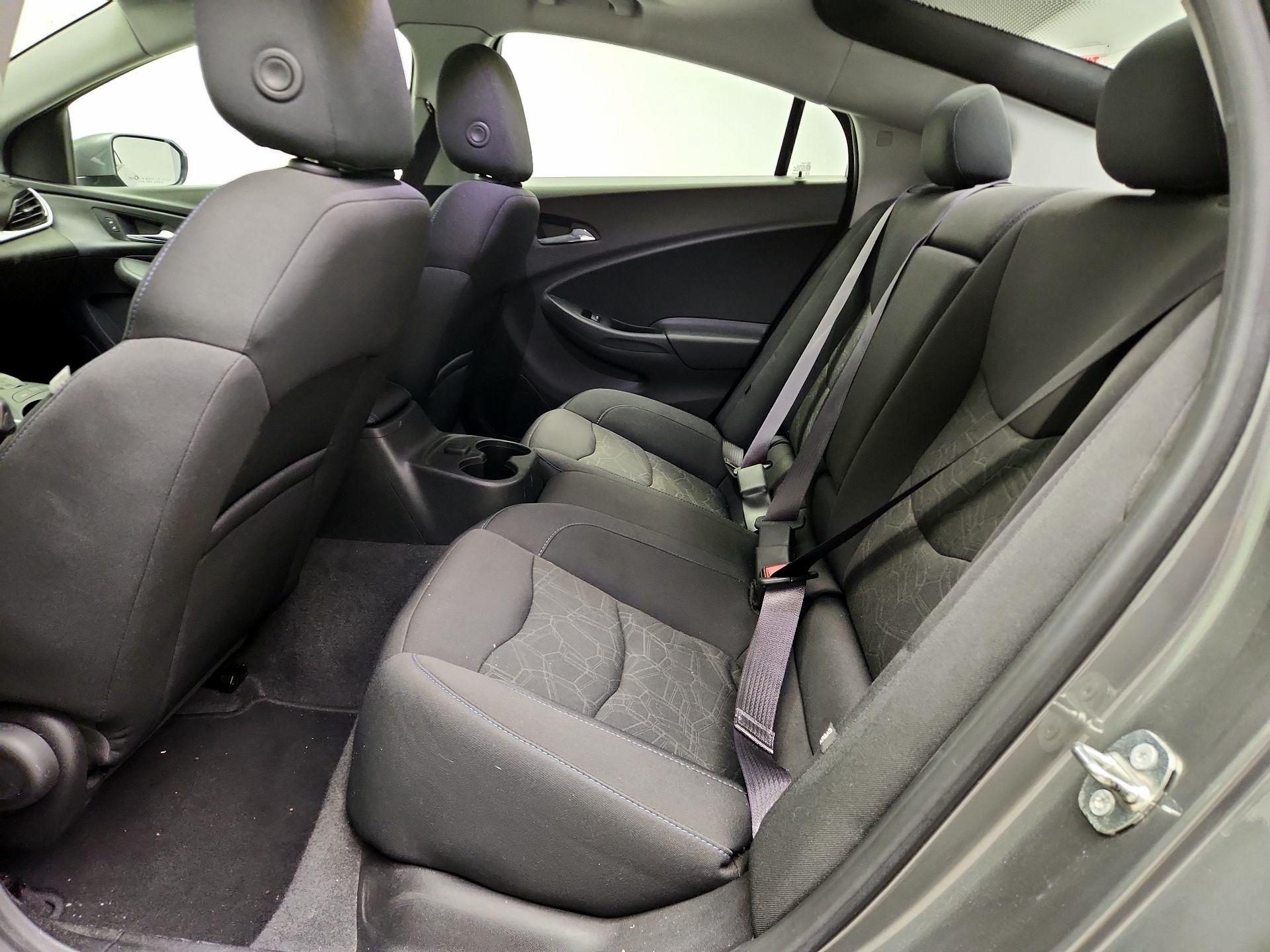 Thumbnail: 2017 Chevrolet Volt - 20