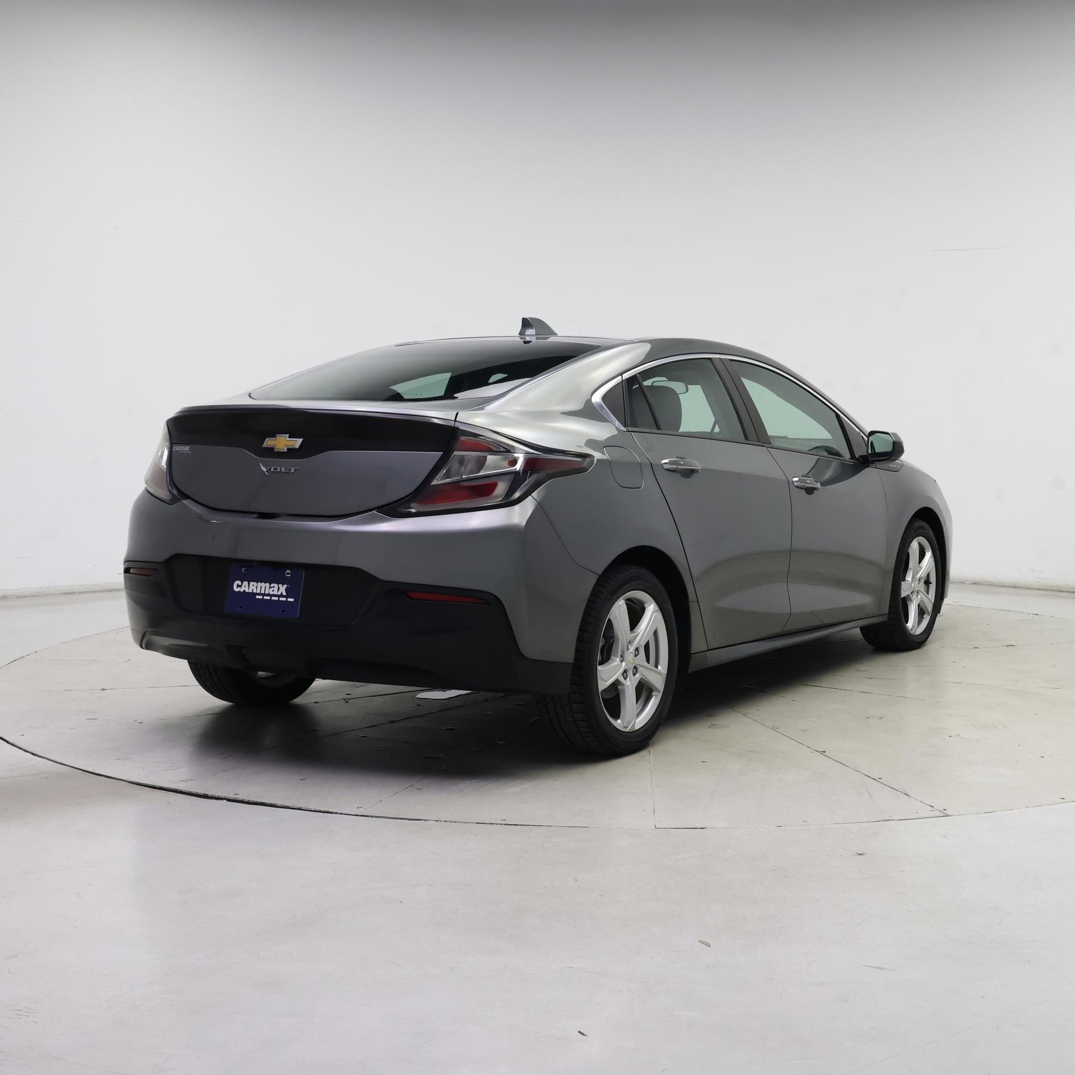 Thumbnail: 2017 Chevrolet Volt - 8