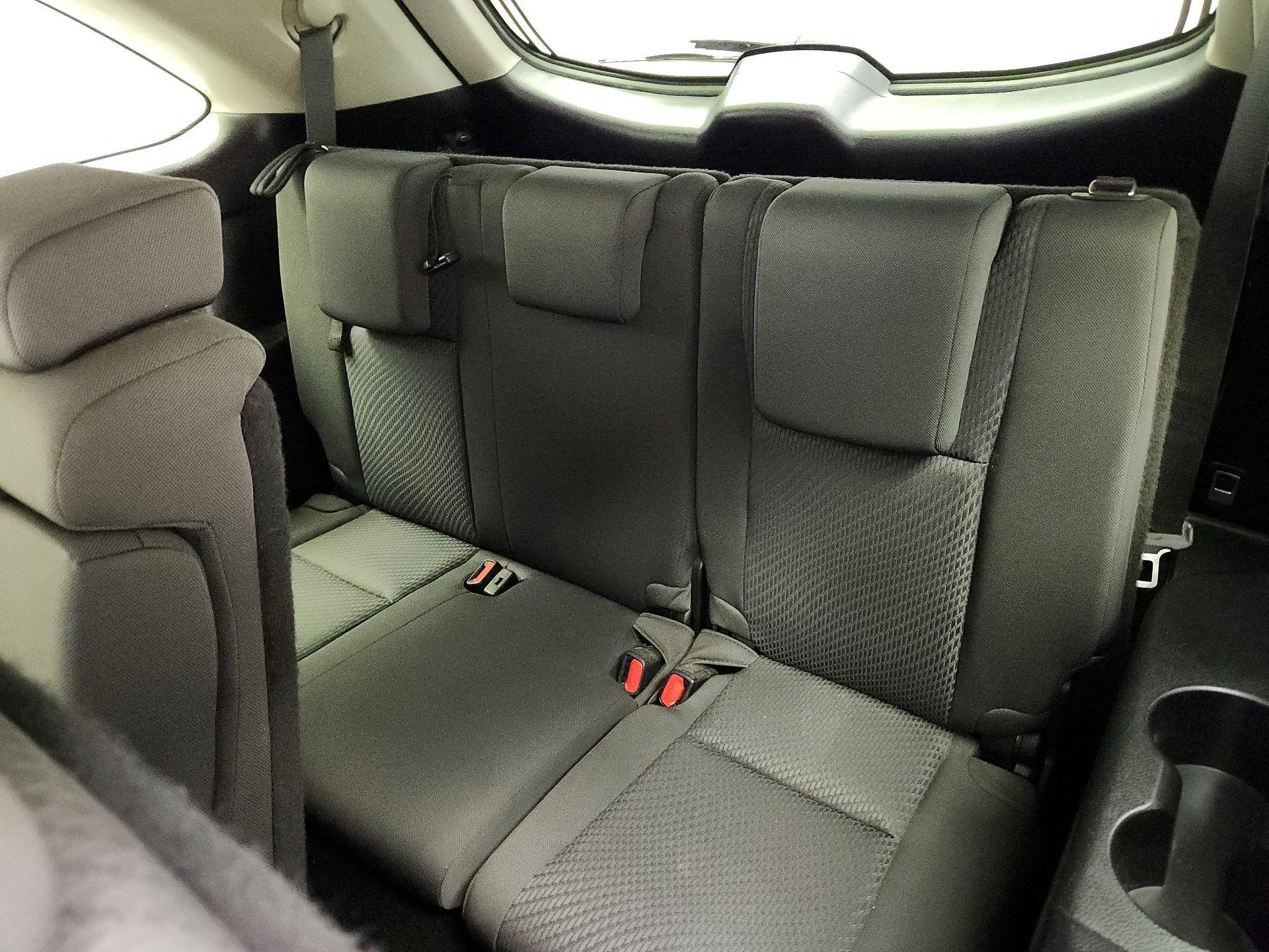 Thumbnail: 2017 Toyota Highlander - 20