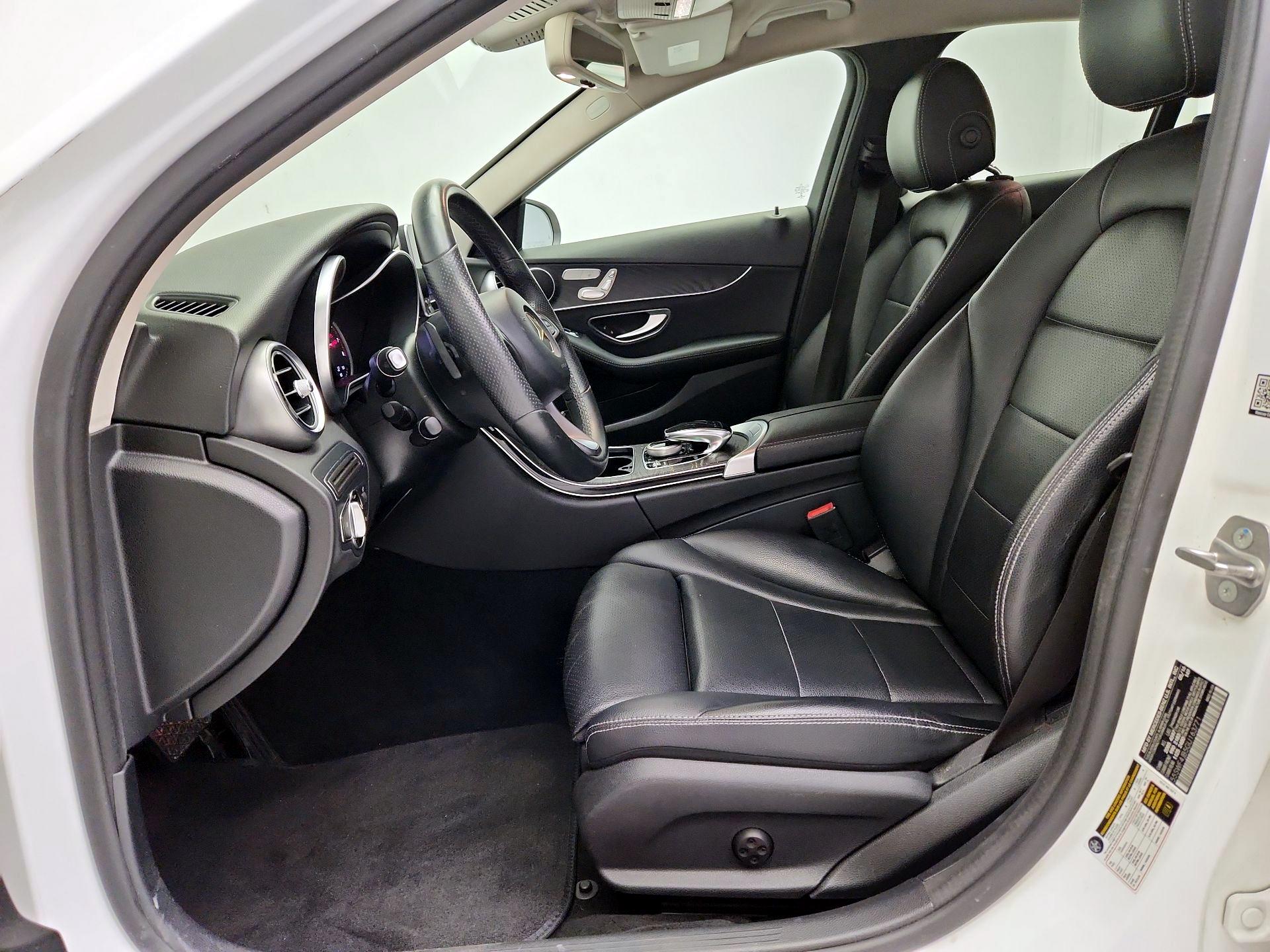 Thumbnail: 2016 Mercedes-Benz C-Class - 11