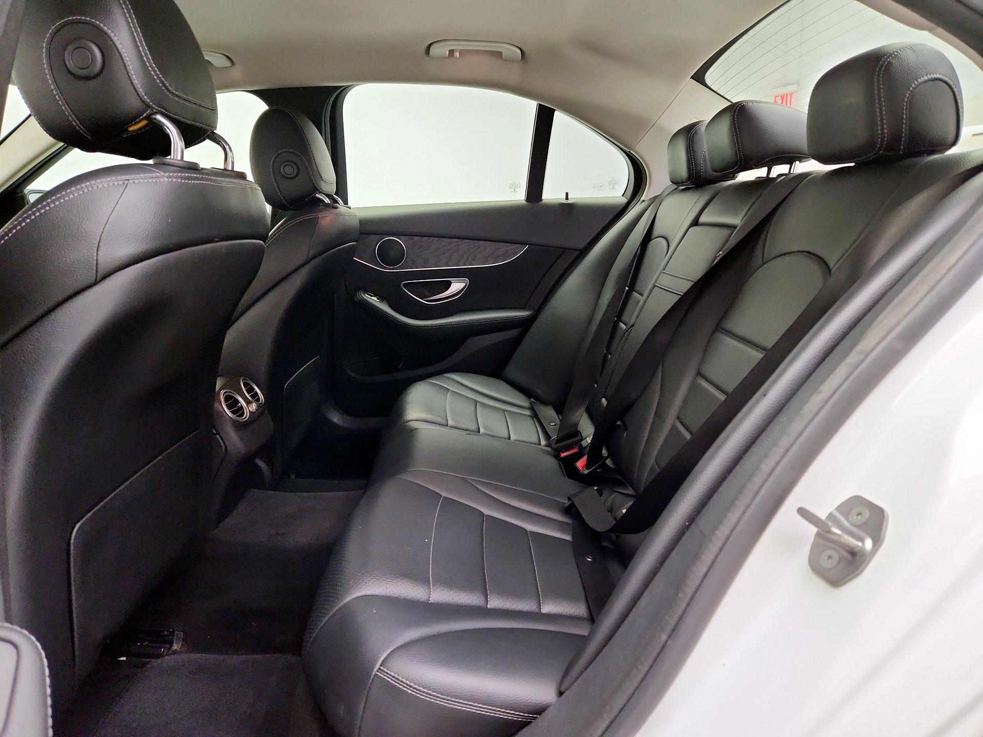 Thumbnail: 2016 Mercedes-Benz C-Class - 19