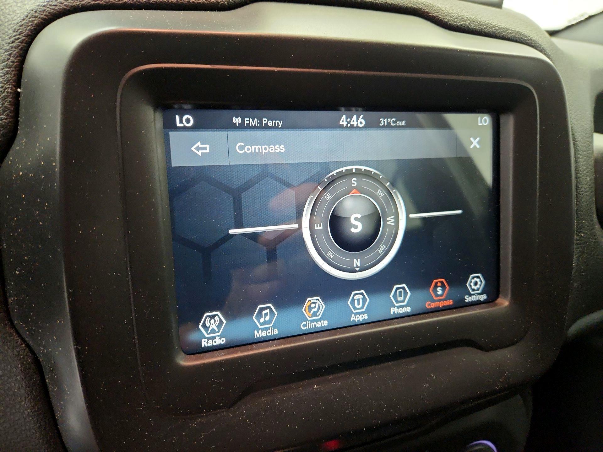 Thumbnail: 2018 Jeep Renegade - 14