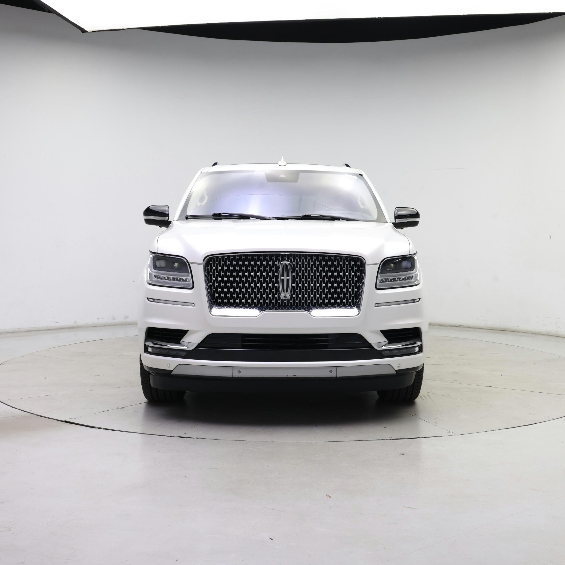 Thumbnail: 2019 Lincoln Navigator - 5