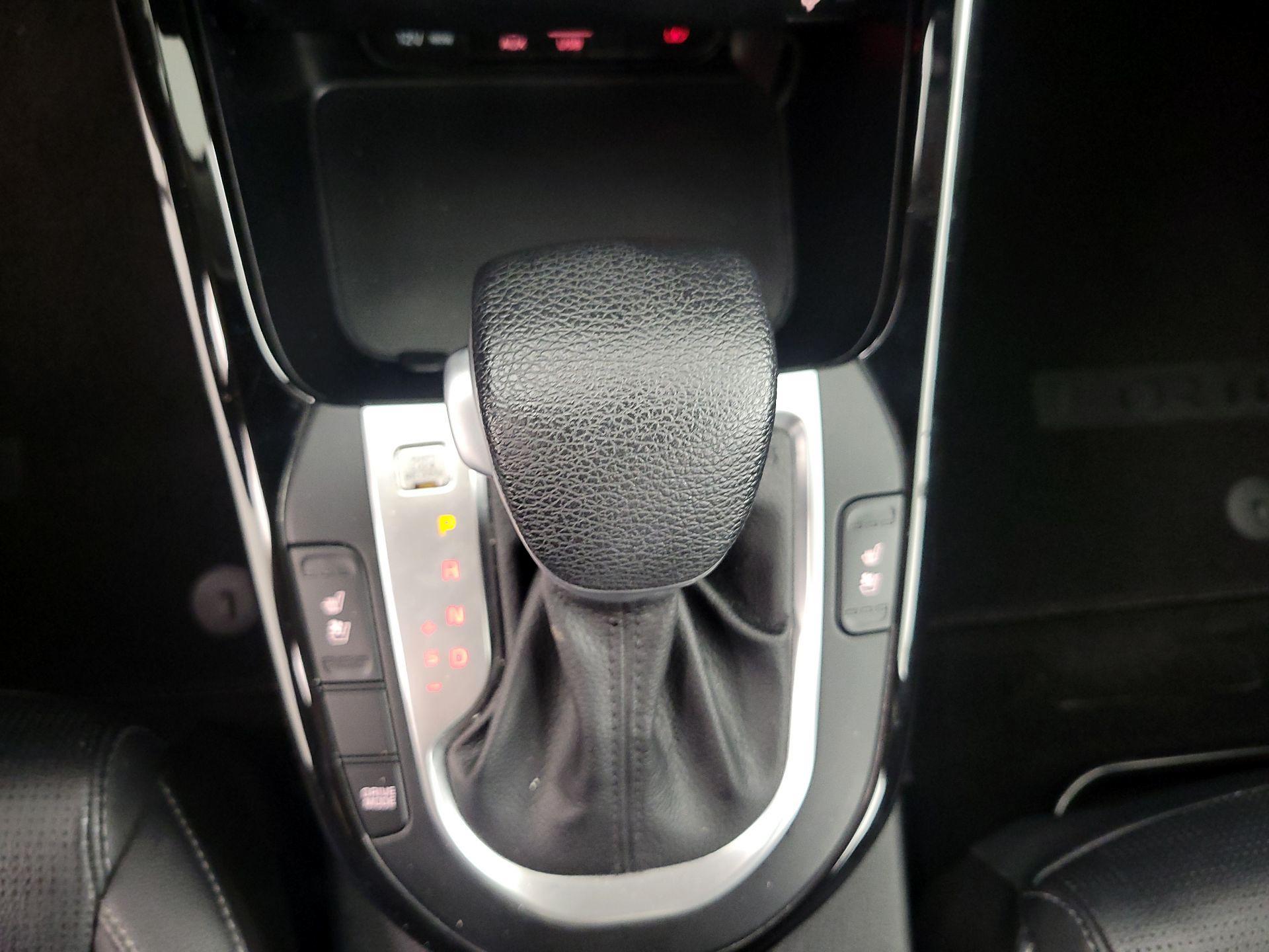 Thumbnail: 2021 Kia Forte - 17