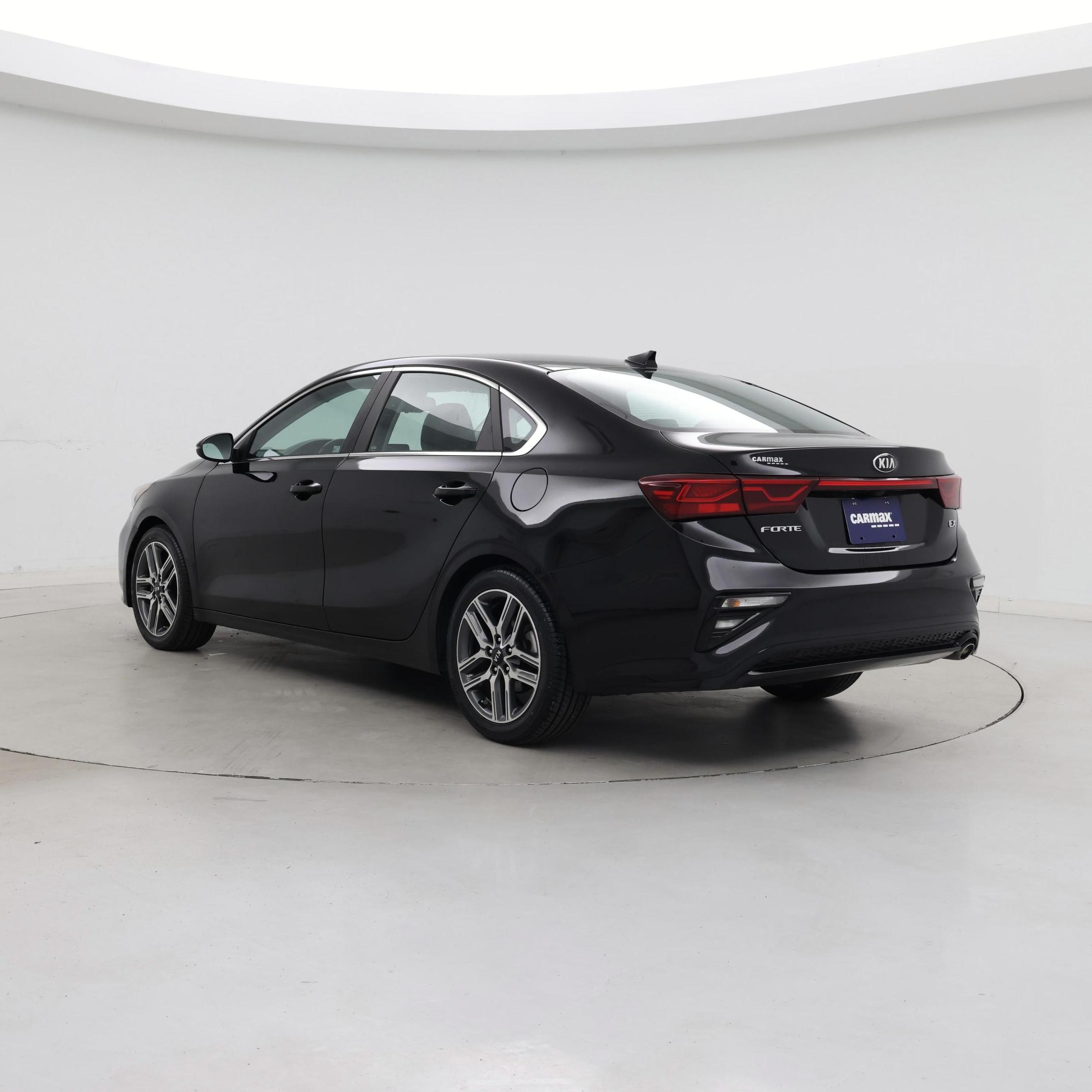 Thumbnail: 2021 Kia Forte - 2