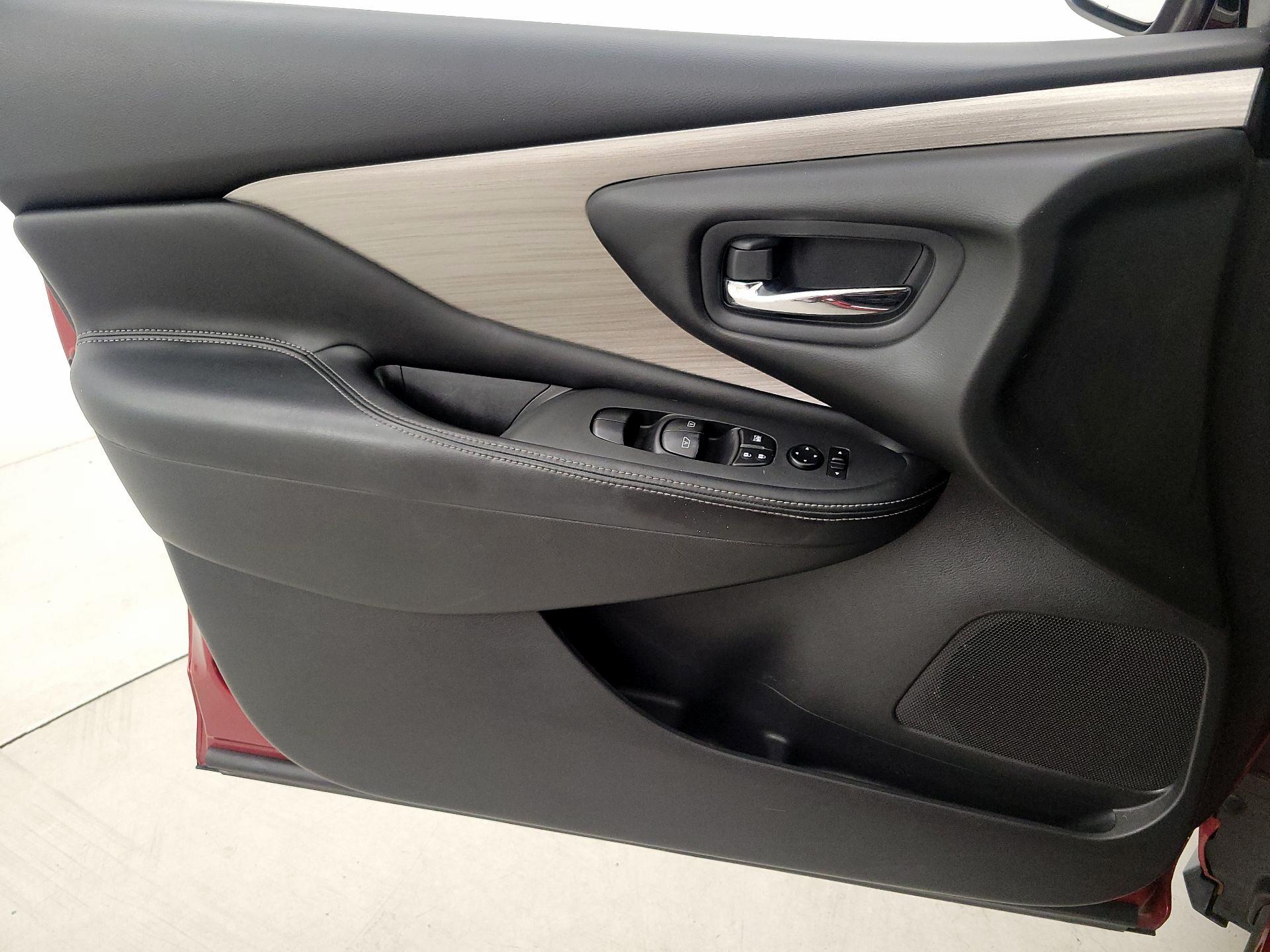 Thumbnail: 2016 Nissan Murano - 12