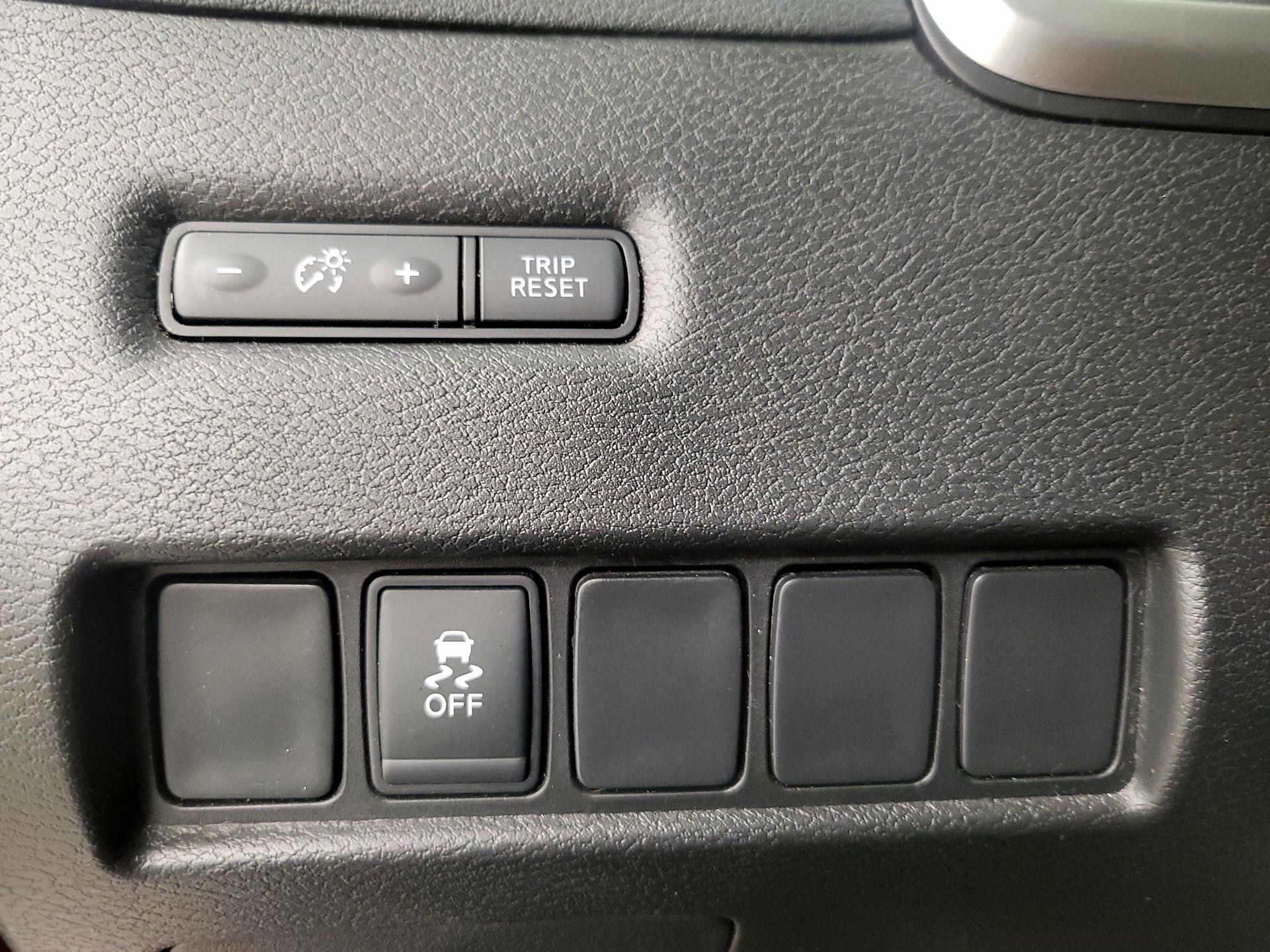 Thumbnail: 2016 Nissan Murano - 13