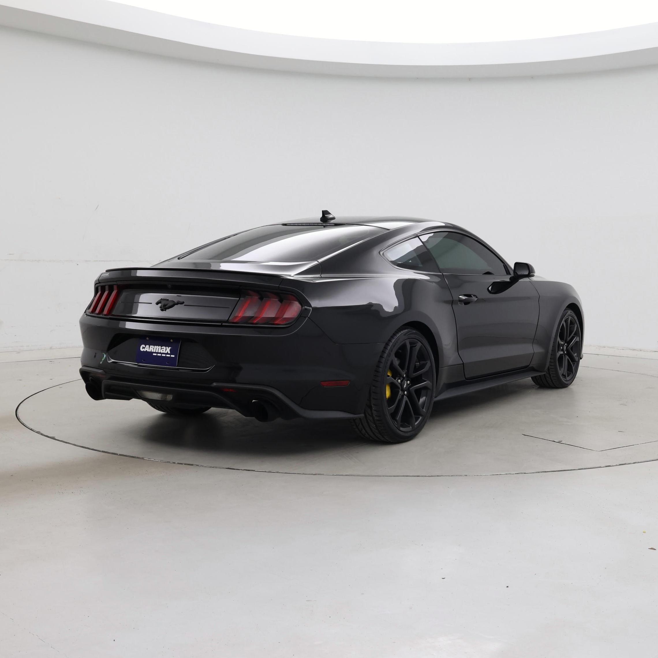 Thumbnail: 2022 Ford Mustang - 8