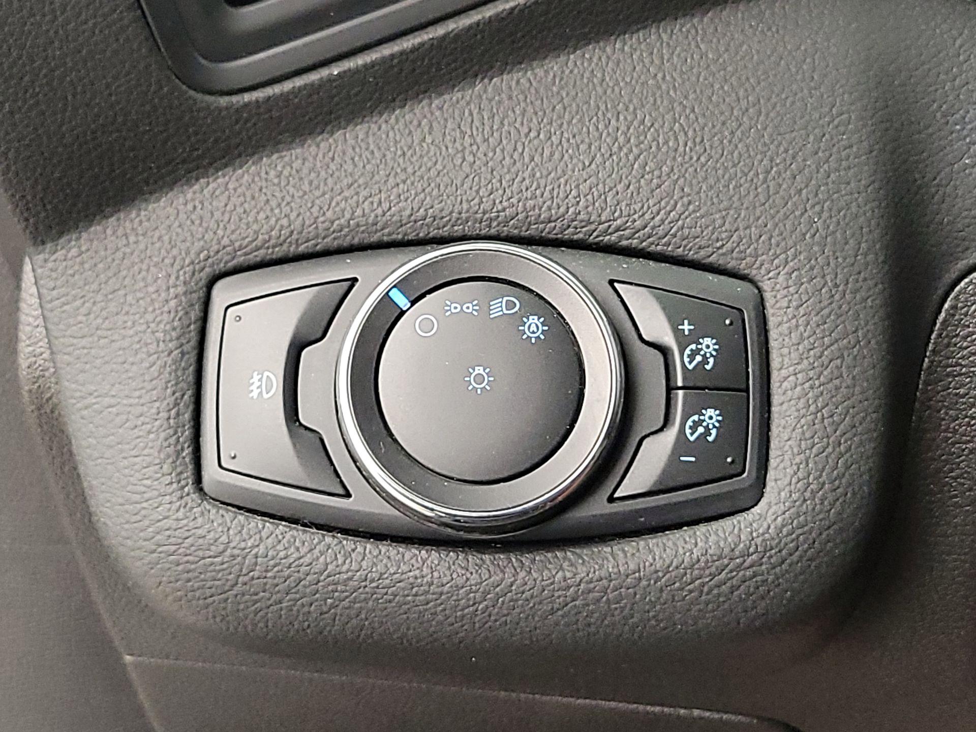 Thumbnail: 2014 Ford Escape - 13