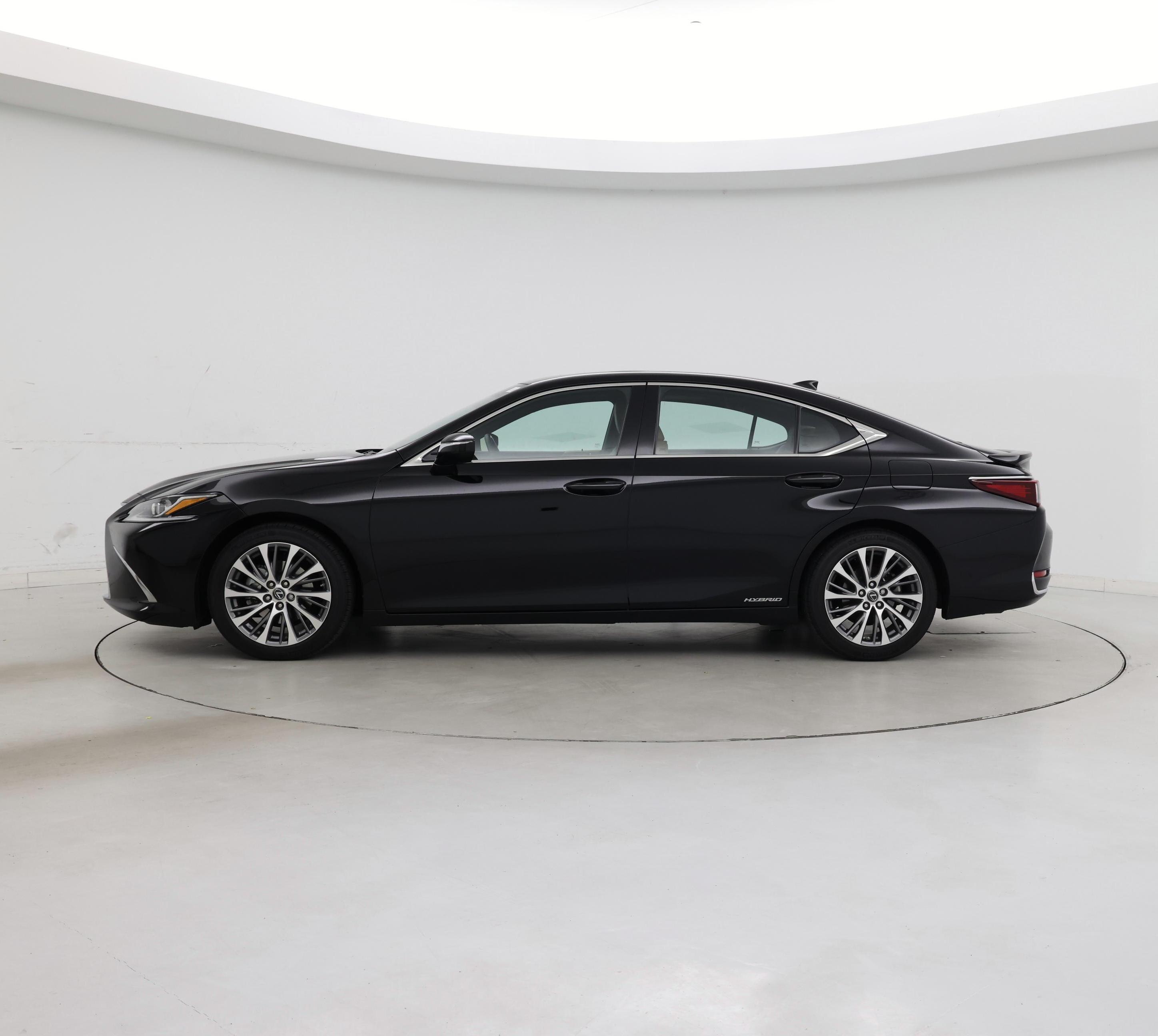 Thumbnail: 2019 Lexus ES - 3