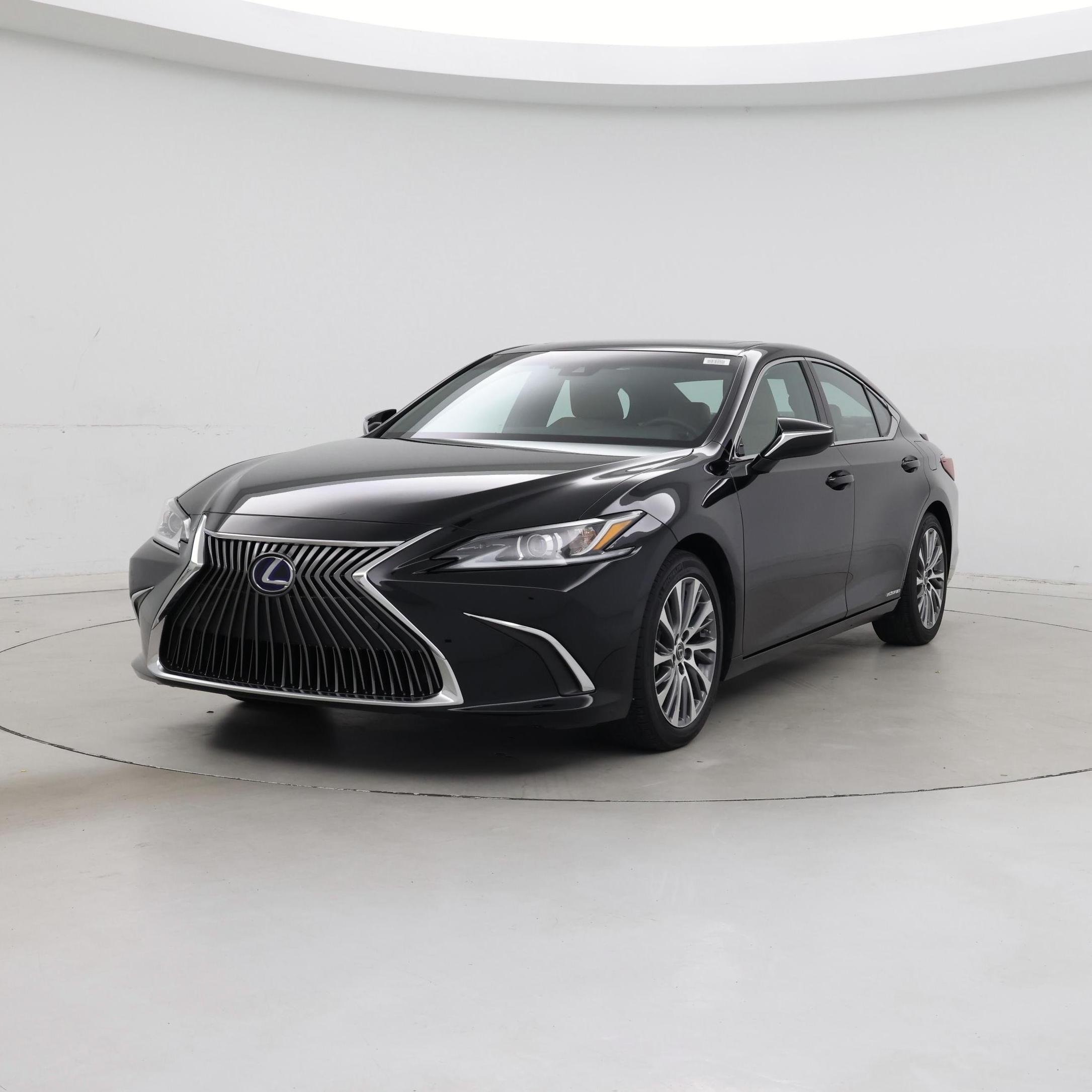Thumbnail: 2019 Lexus ES - 4