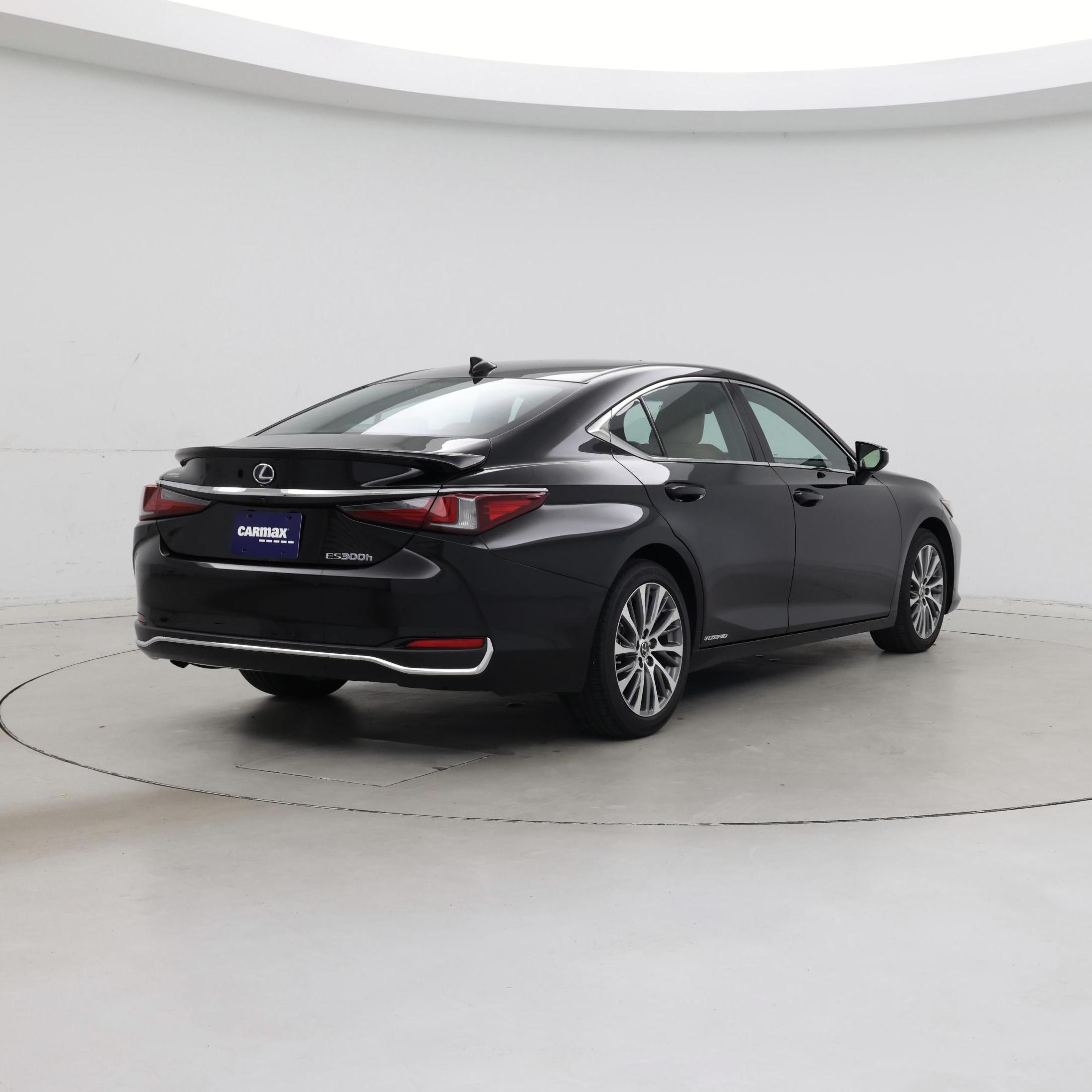 Thumbnail: 2019 Lexus ES - 8