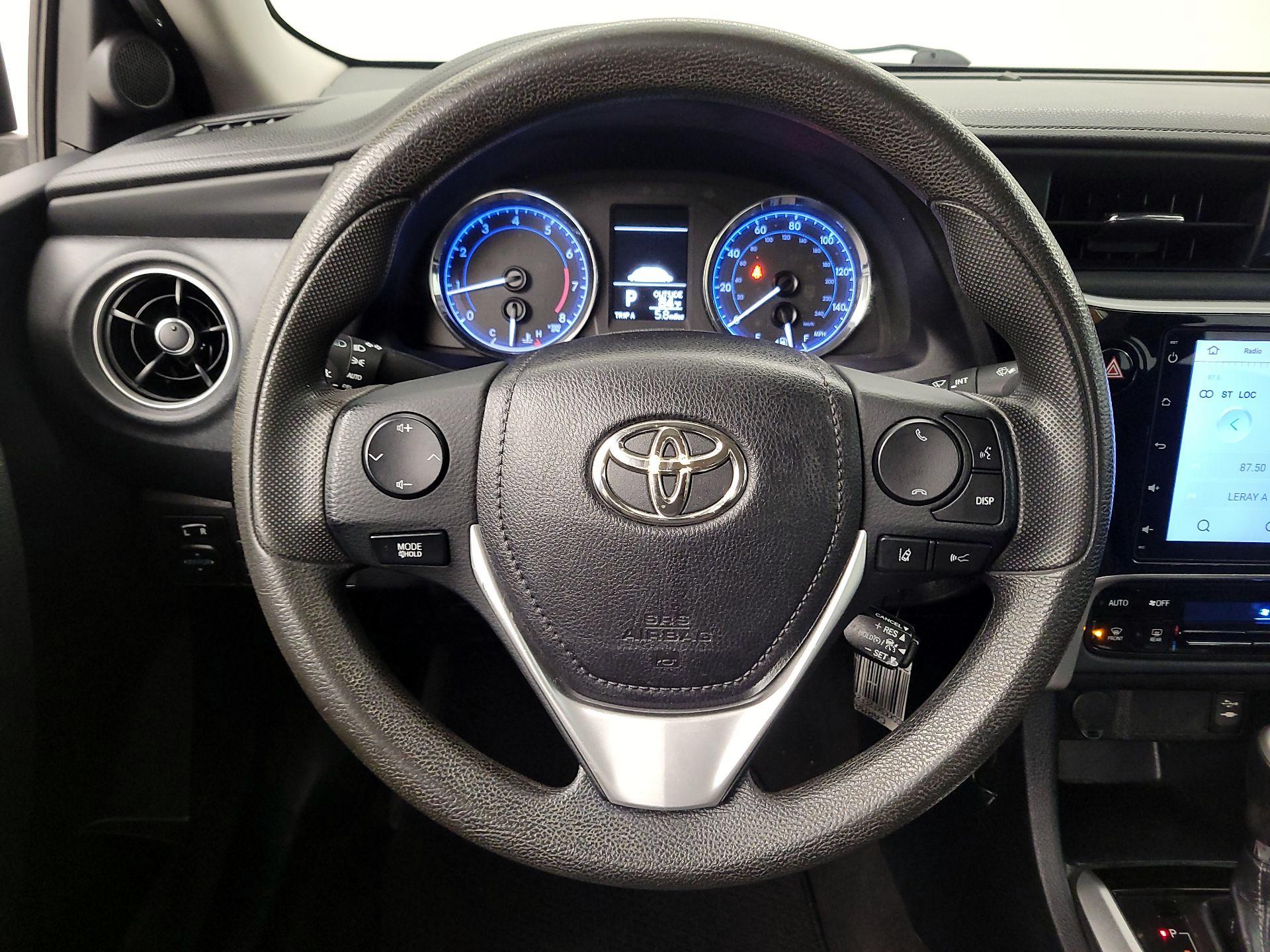 Thumbnail: 2018 Toyota Corolla - 10