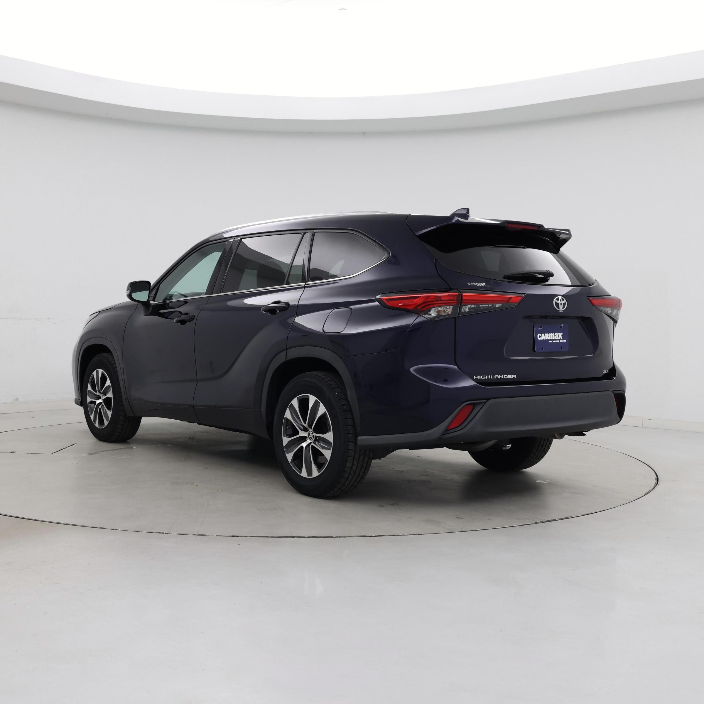 Thumbnail: 2021 Toyota Highlander - 2