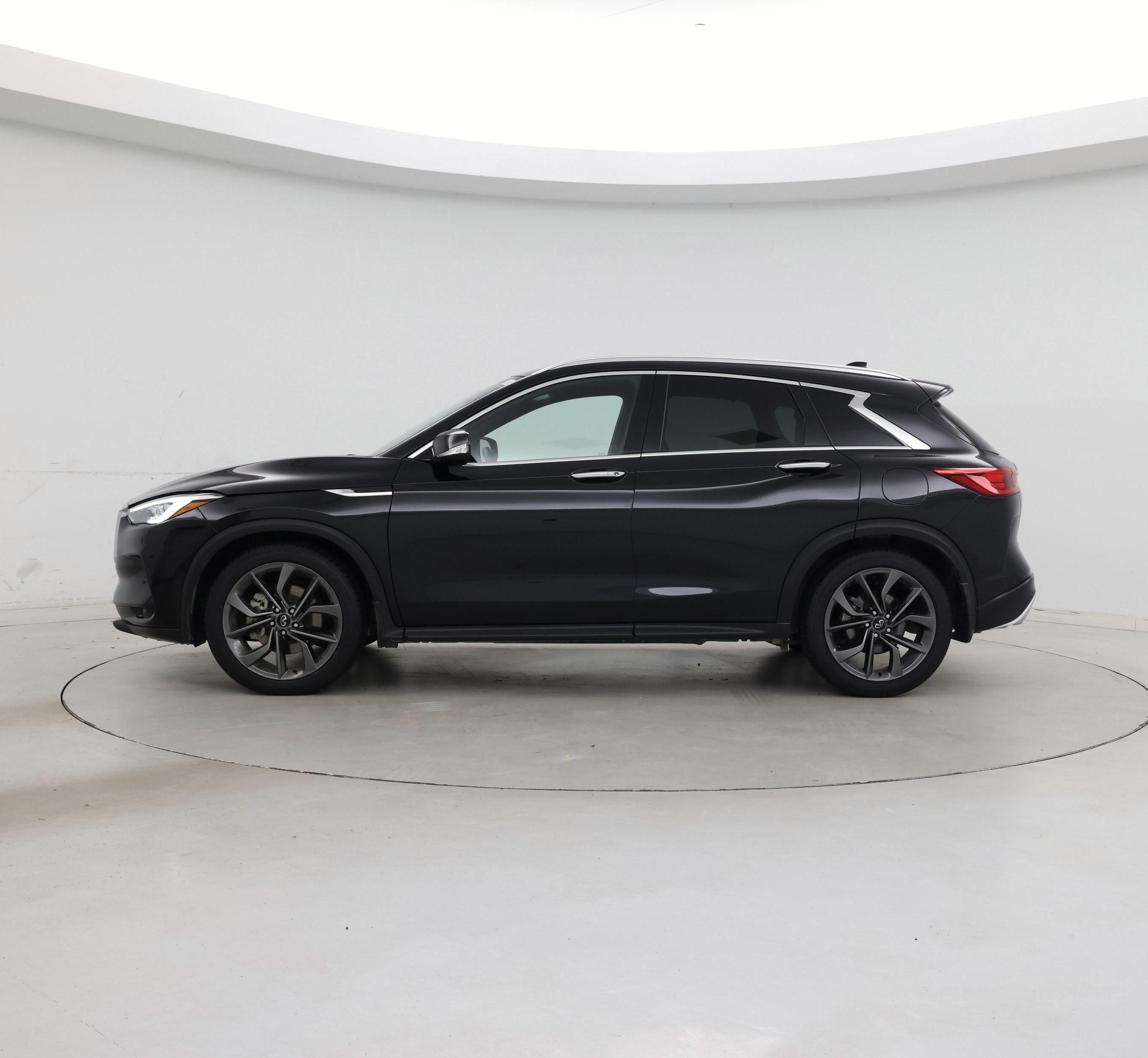 Thumbnail: 2021 INFINITI QX50 - 3