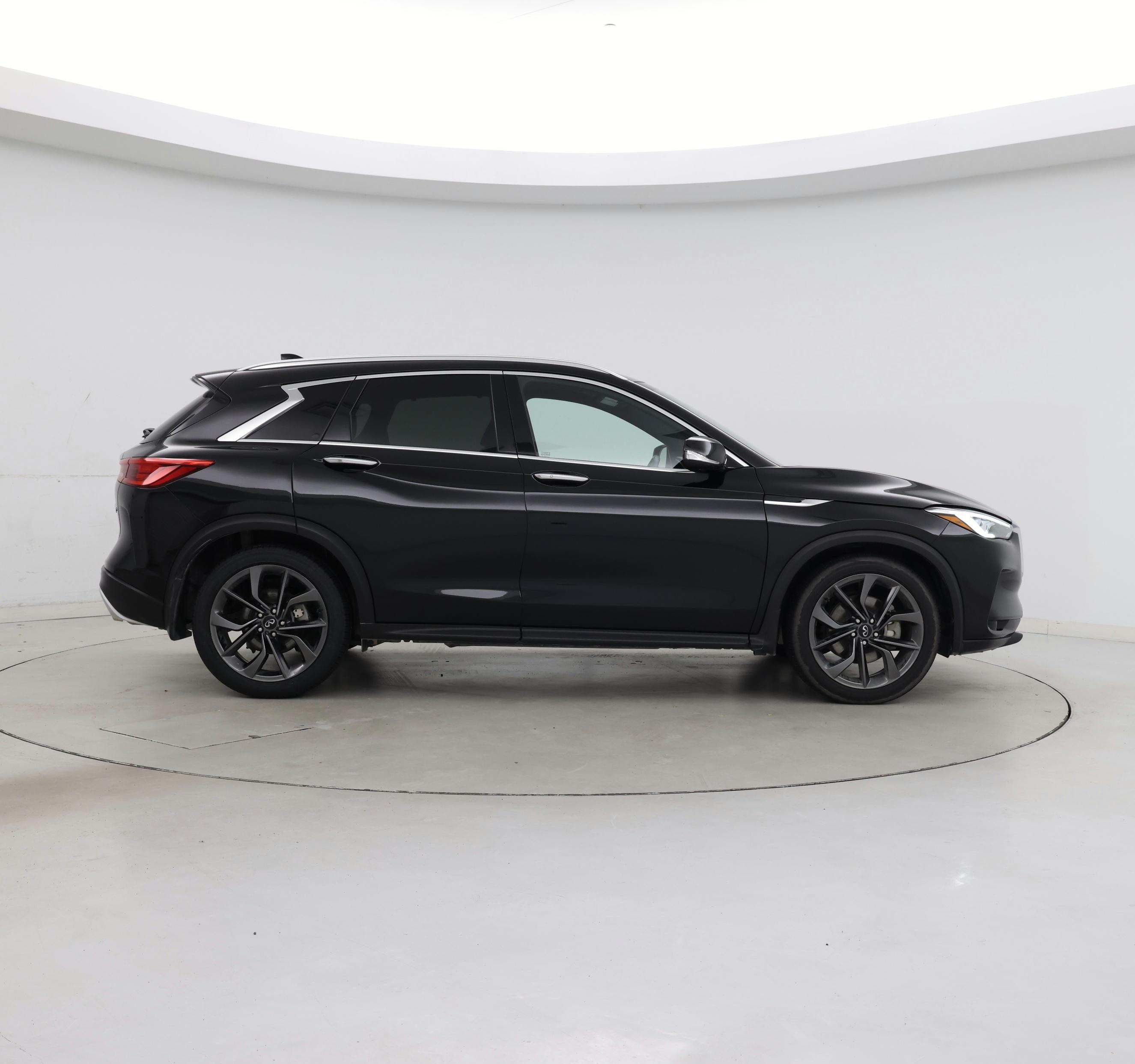 Thumbnail: 2021 INFINITI QX50 - 7