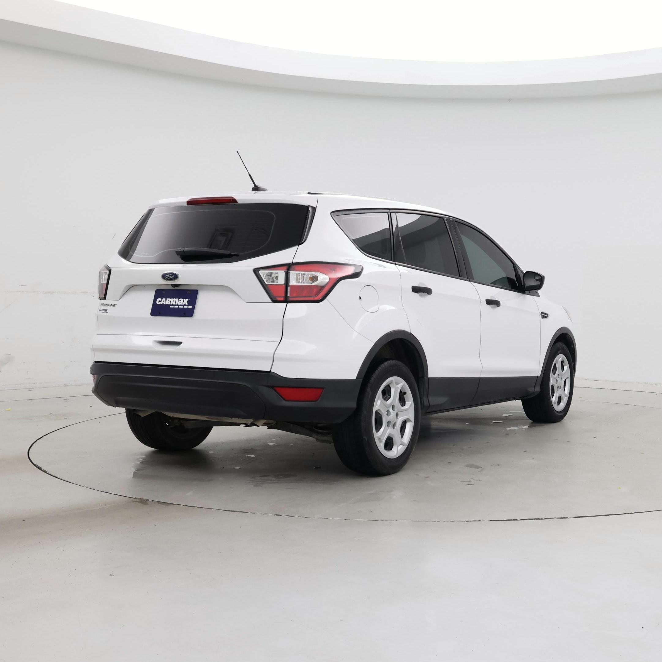 Thumbnail: 2017 Ford Escape - 8