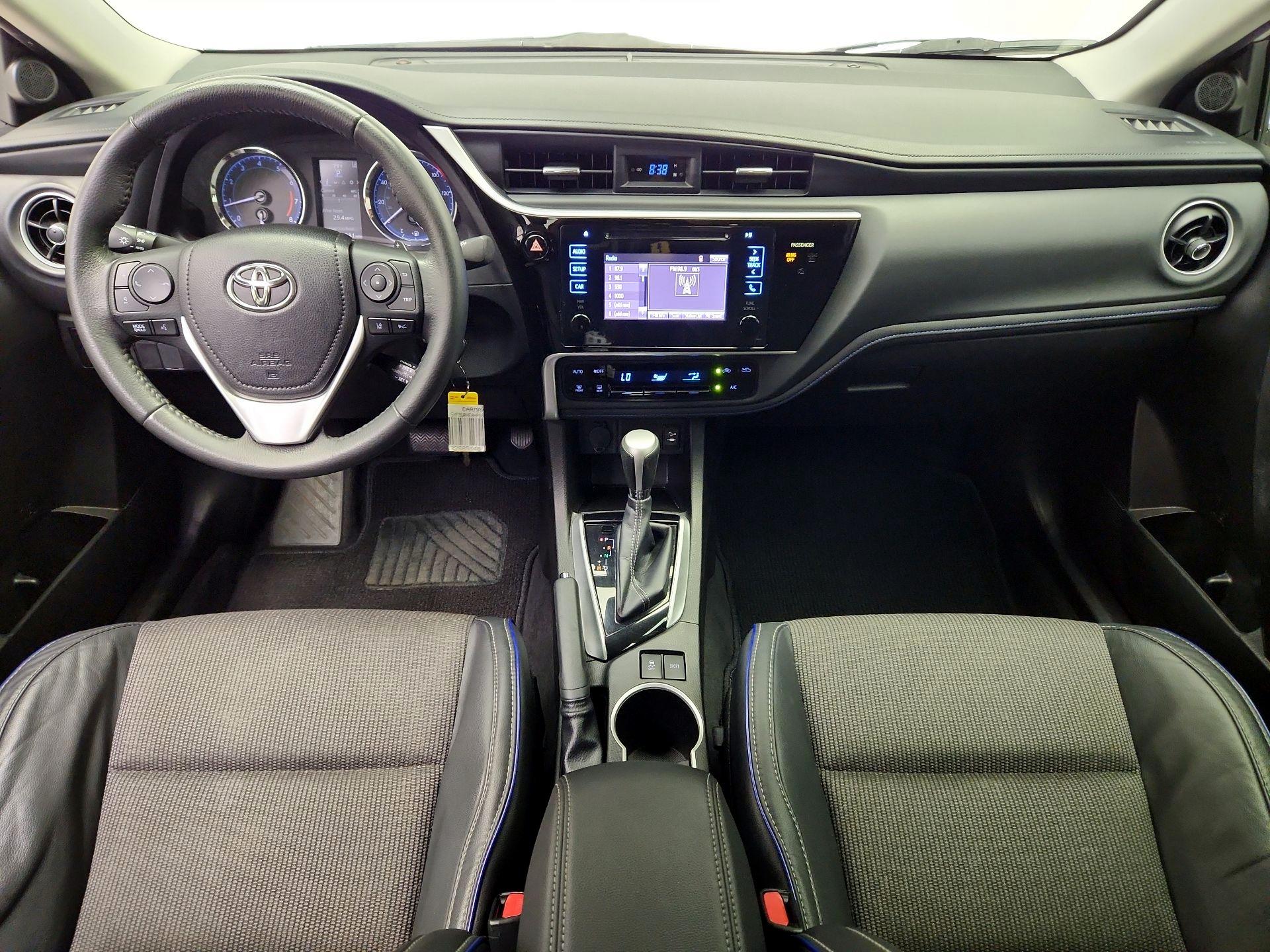 Thumbnail: 2017 Toyota Corolla - 9