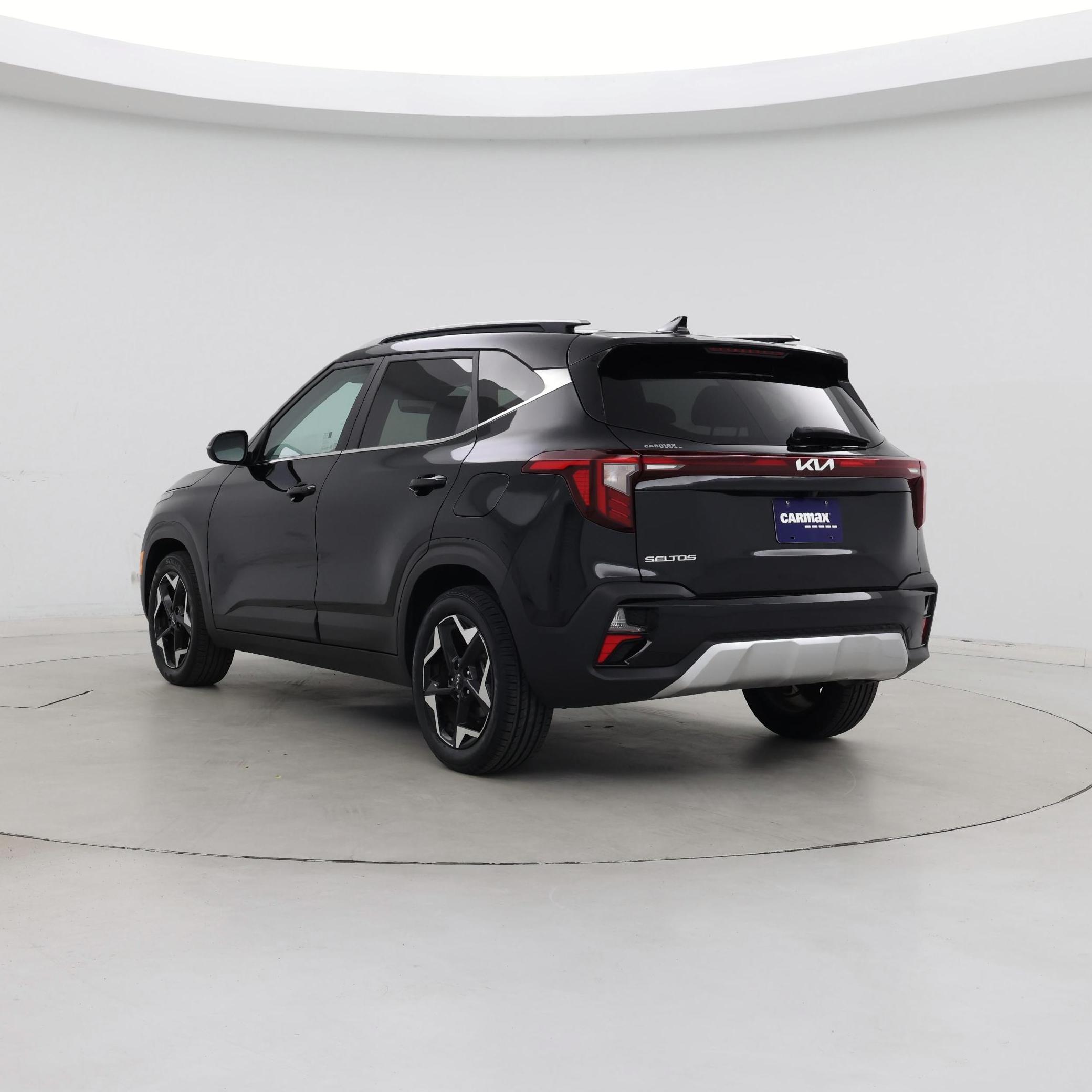 Thumbnail: 2024 Kia Seltos - 2